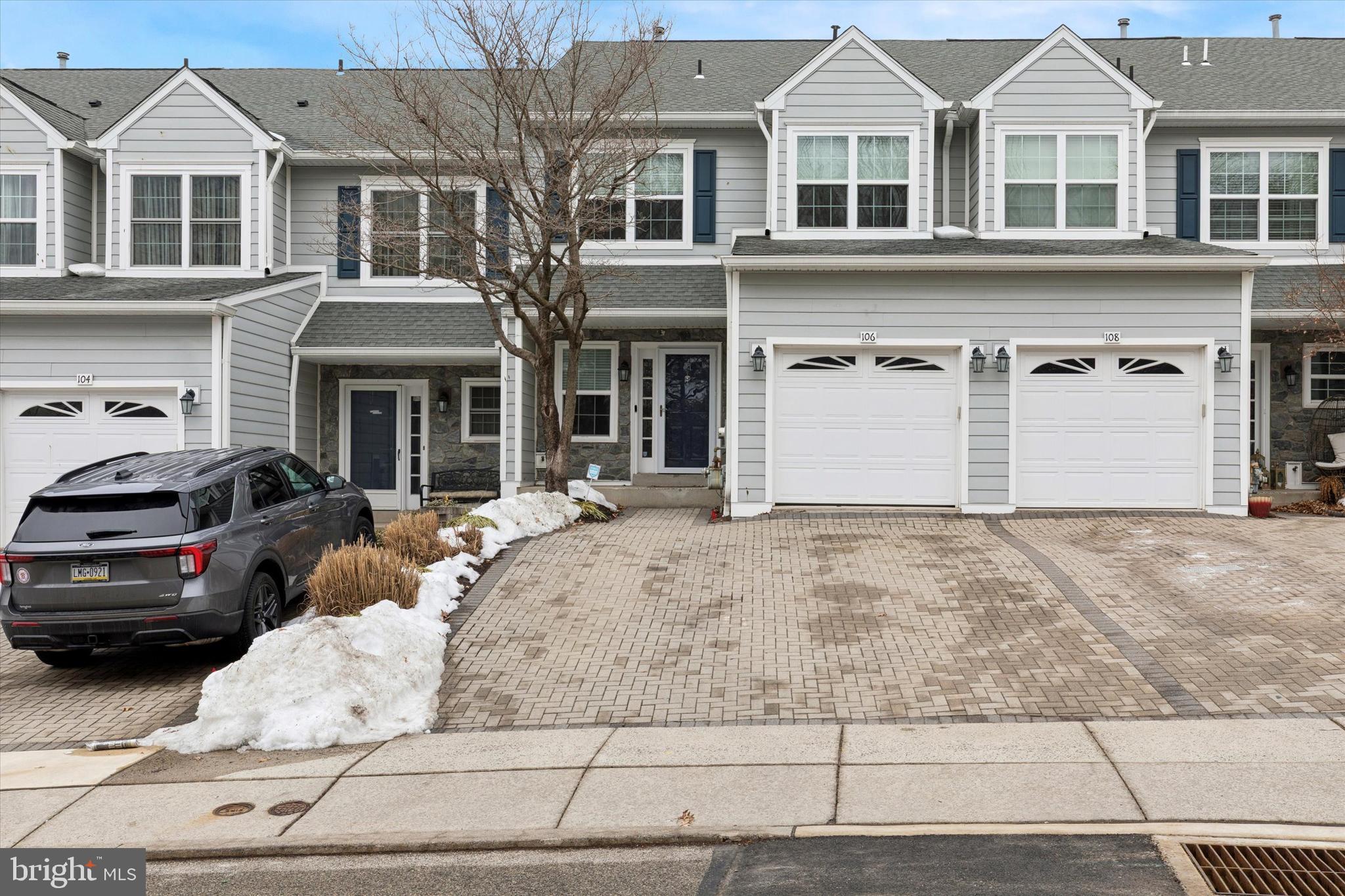 OAKWOOD AT PLYMOUT - Residential