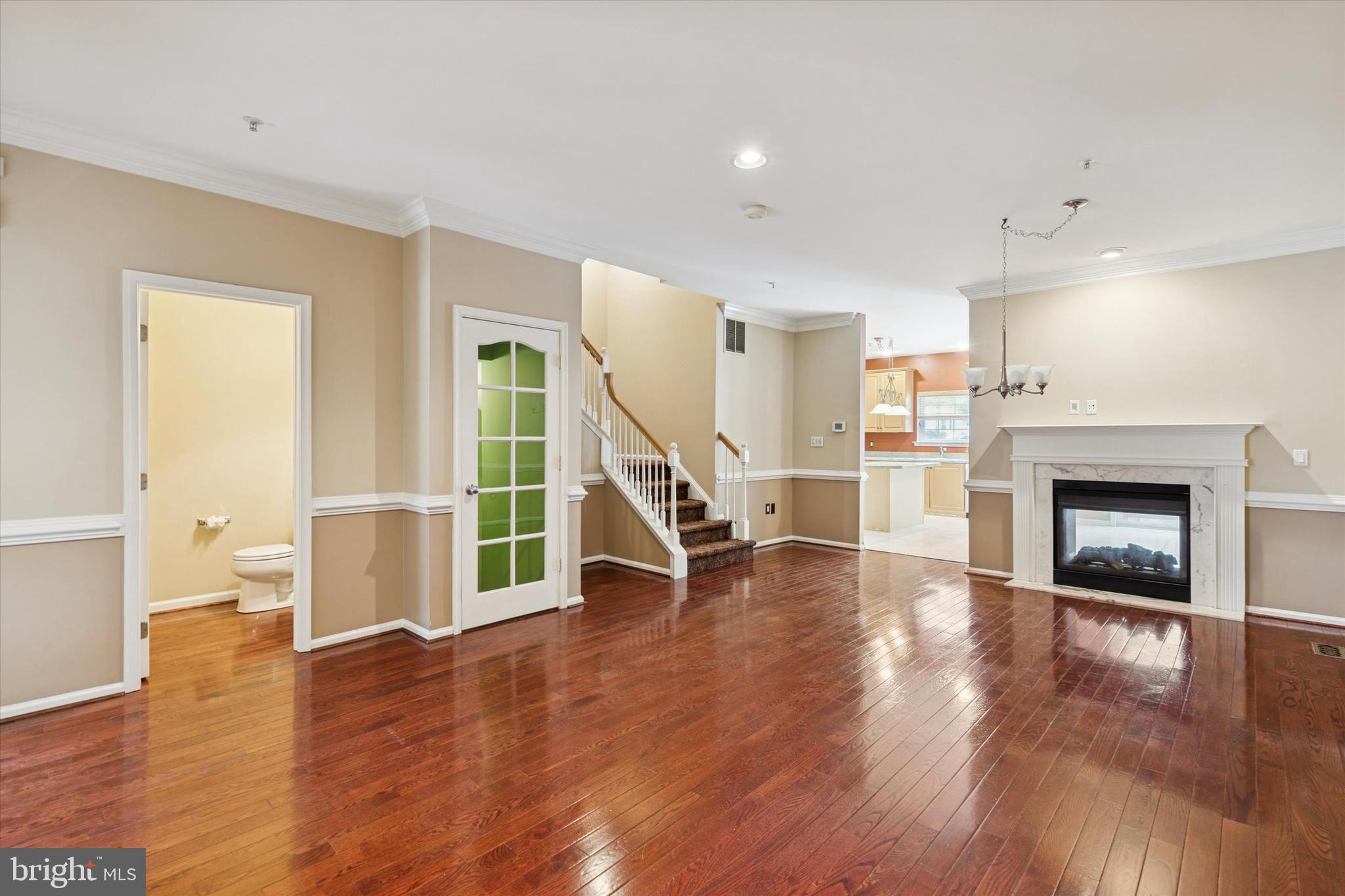 OAKWOOD AT PLYMOUT - Residential