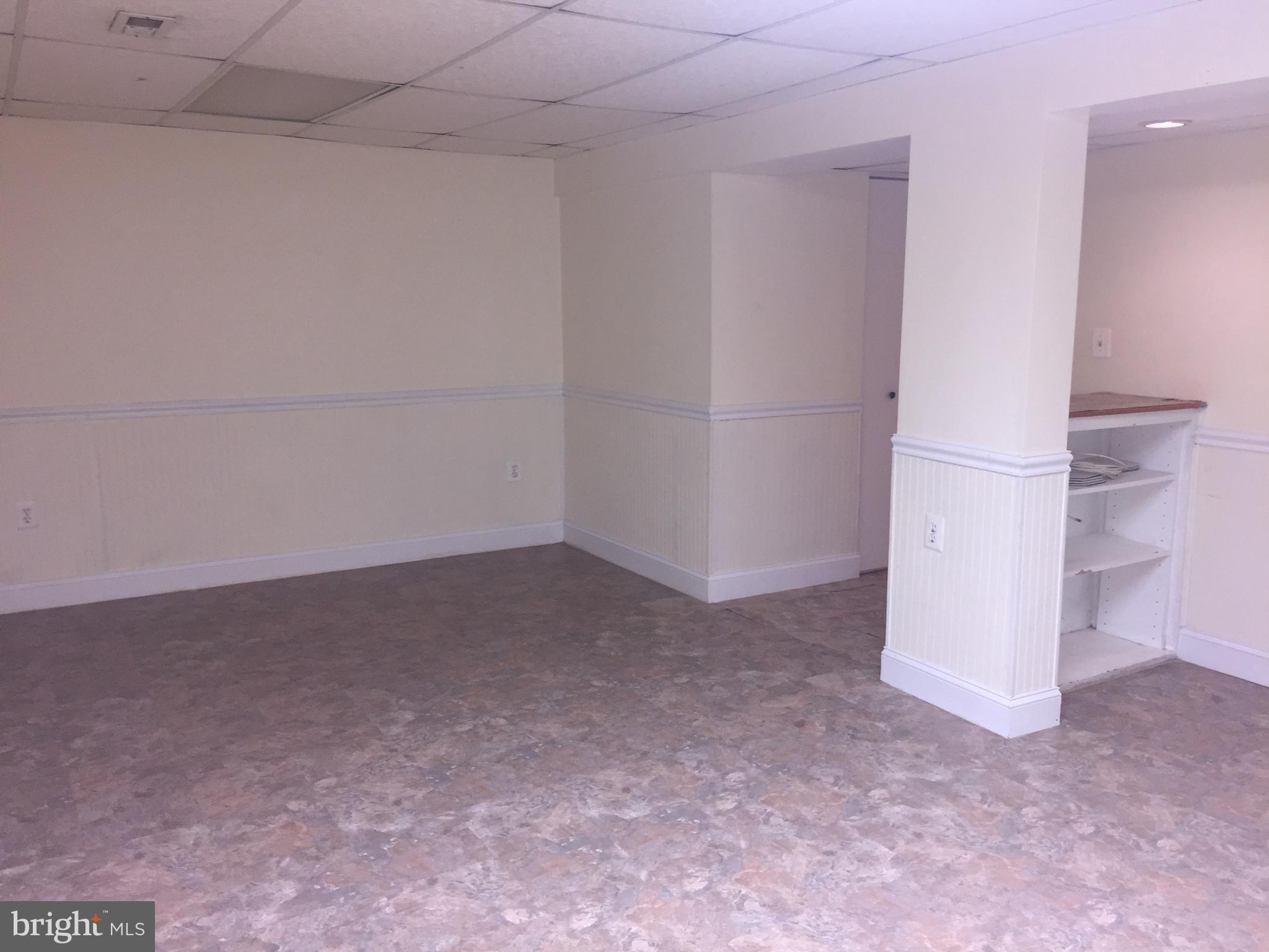 WOODSHIRE VILLAGE - Residential Lease