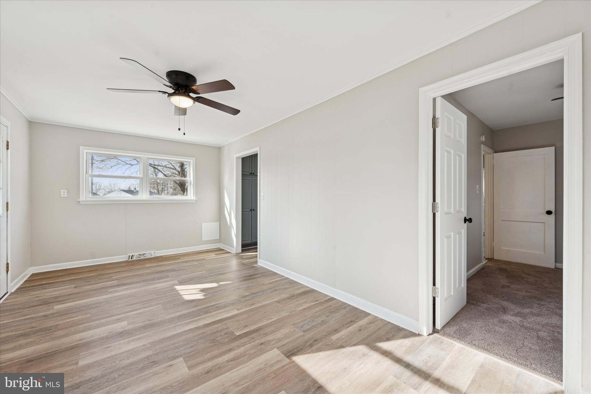 CASTLE HILLS - Residential