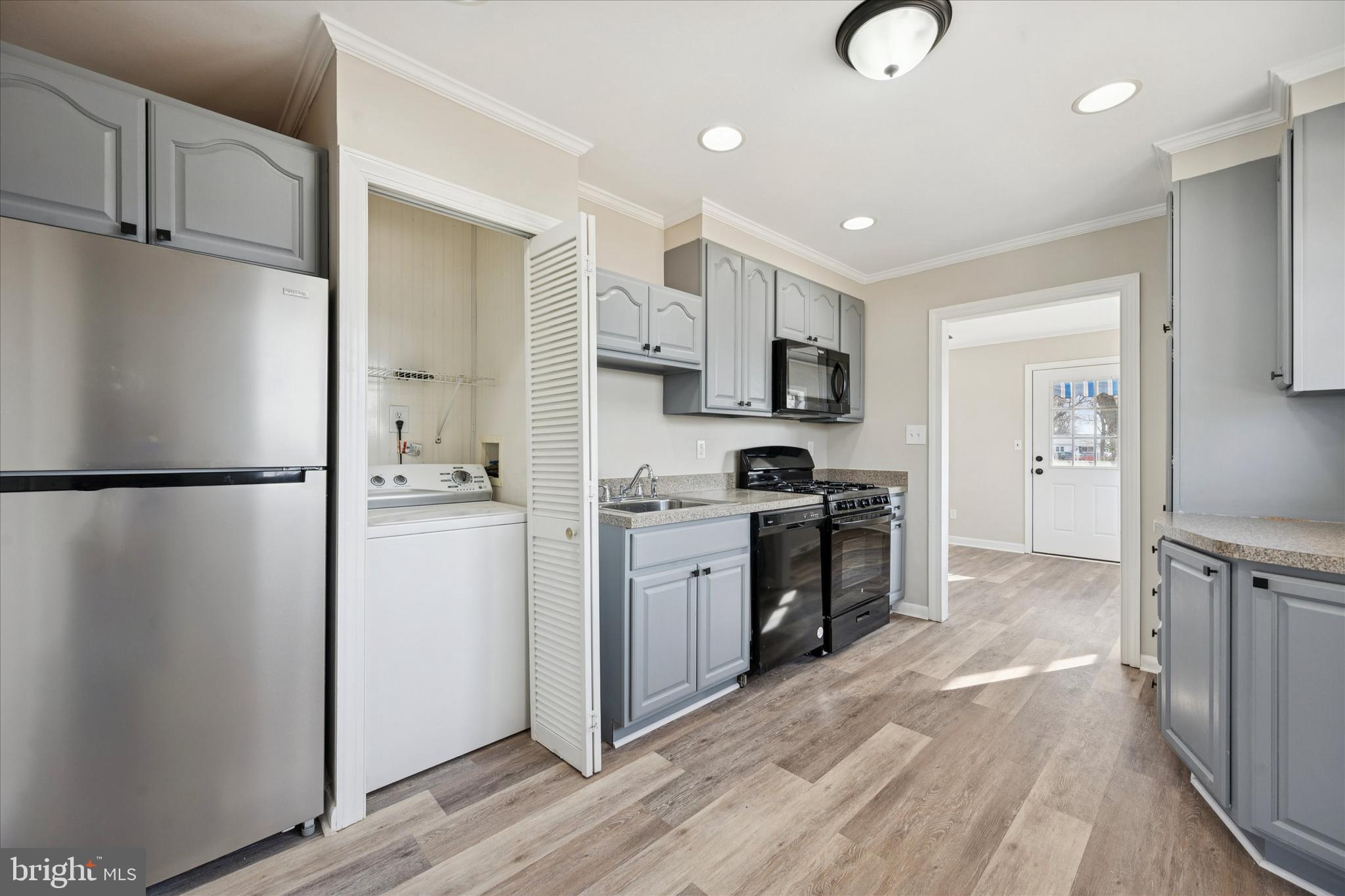 CASTLE HILLS - Residential