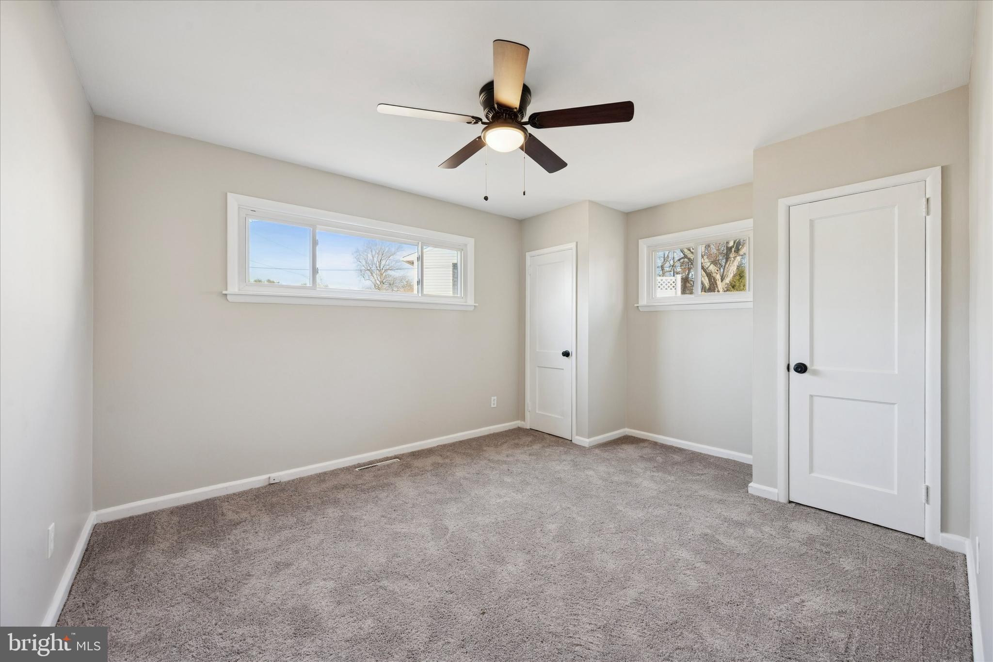 CASTLE HILLS - Residential