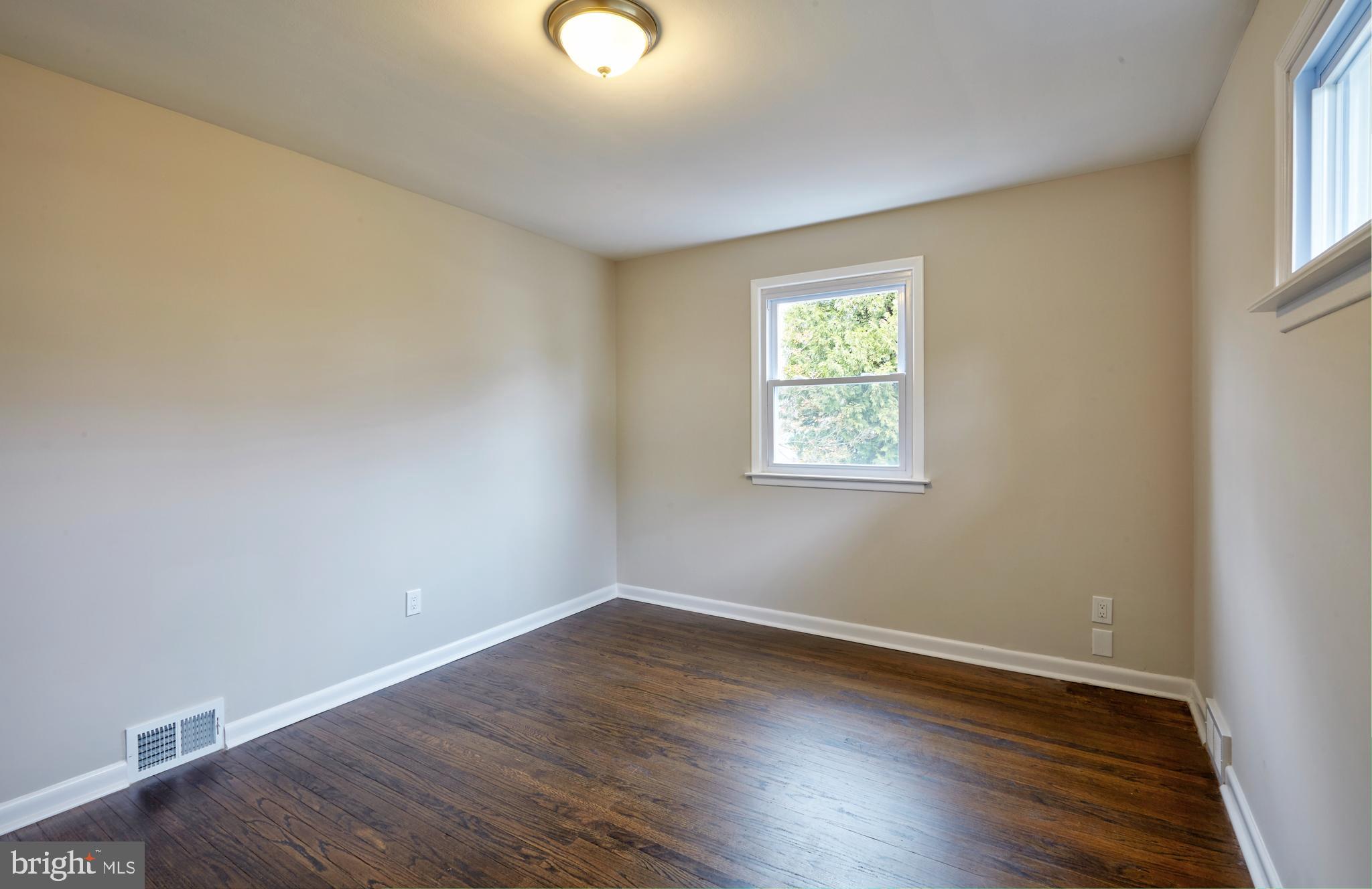 WILLOW WOODS - Residential