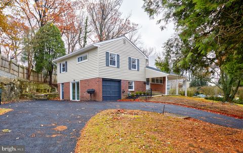 42 RUSSELL ROAD WILLOW GROVE PA 19090