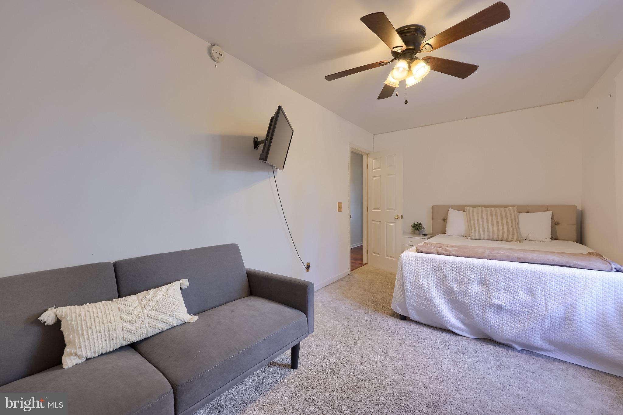 KENNERSLEY FARM - Residential