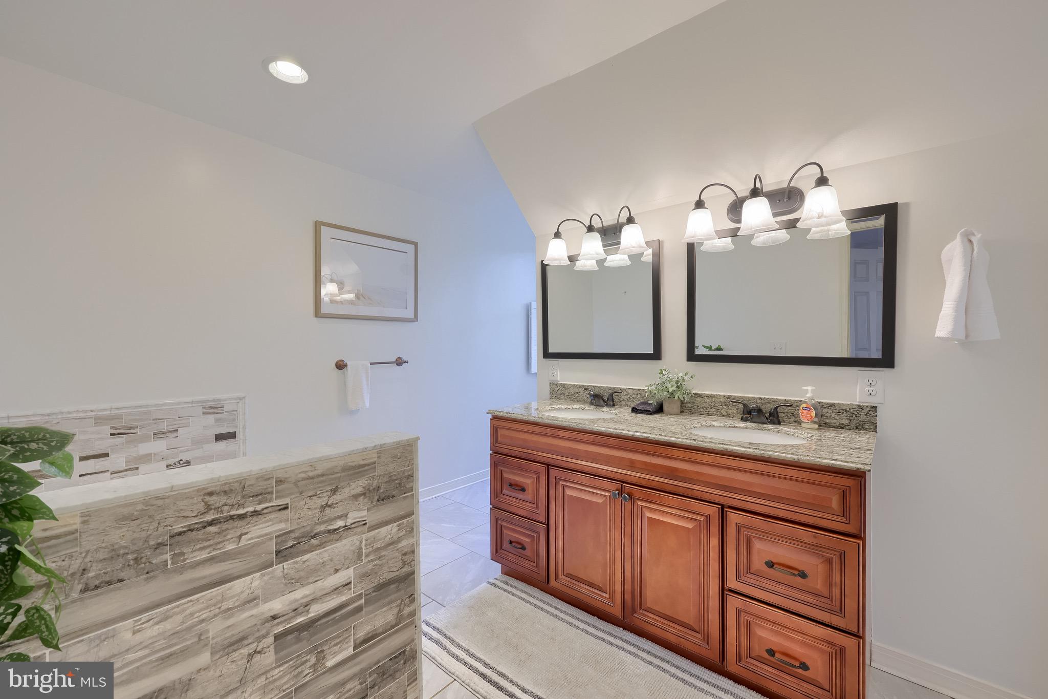 KENNERSLEY FARM - Residential