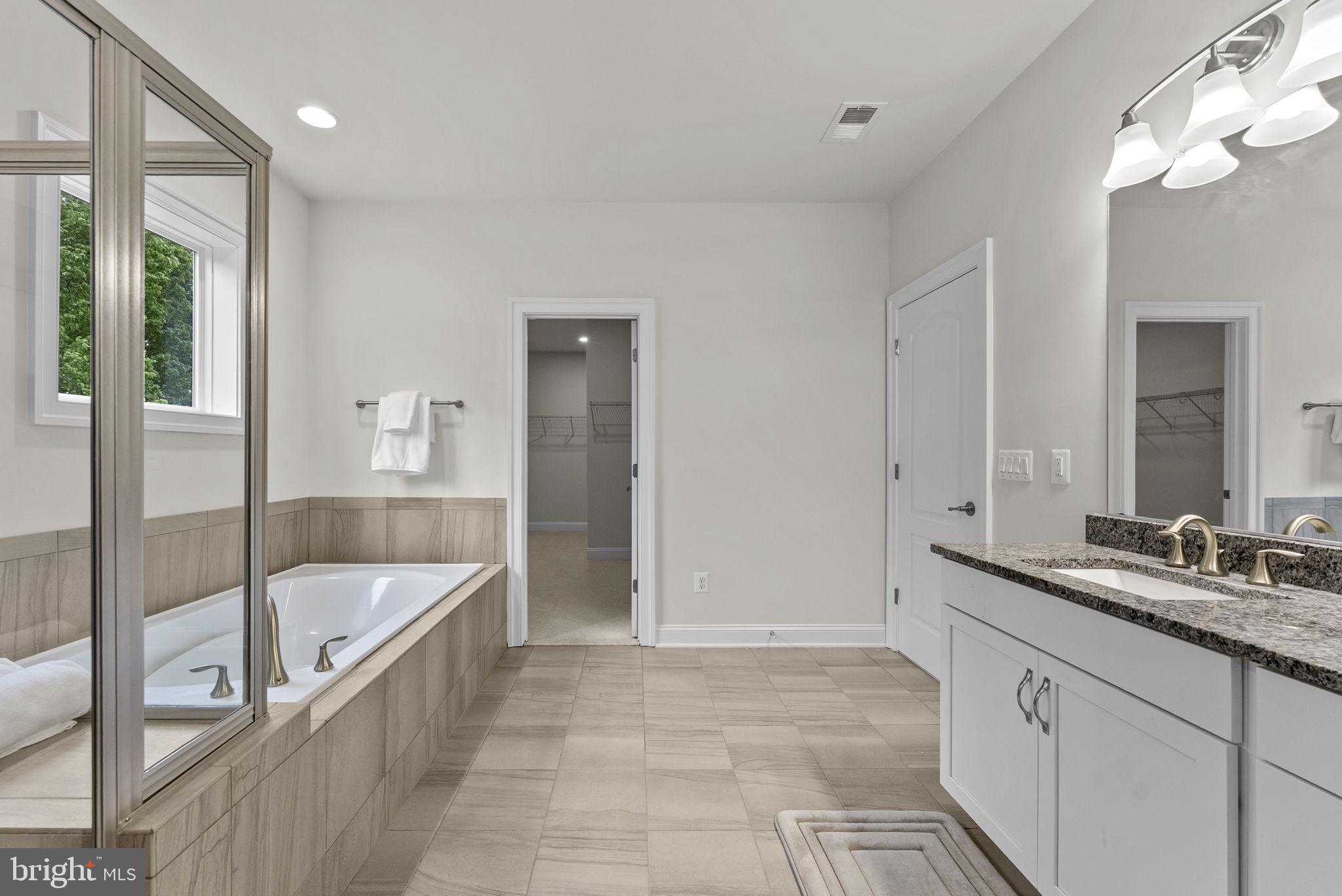 WESTBURY GLEN - Residential