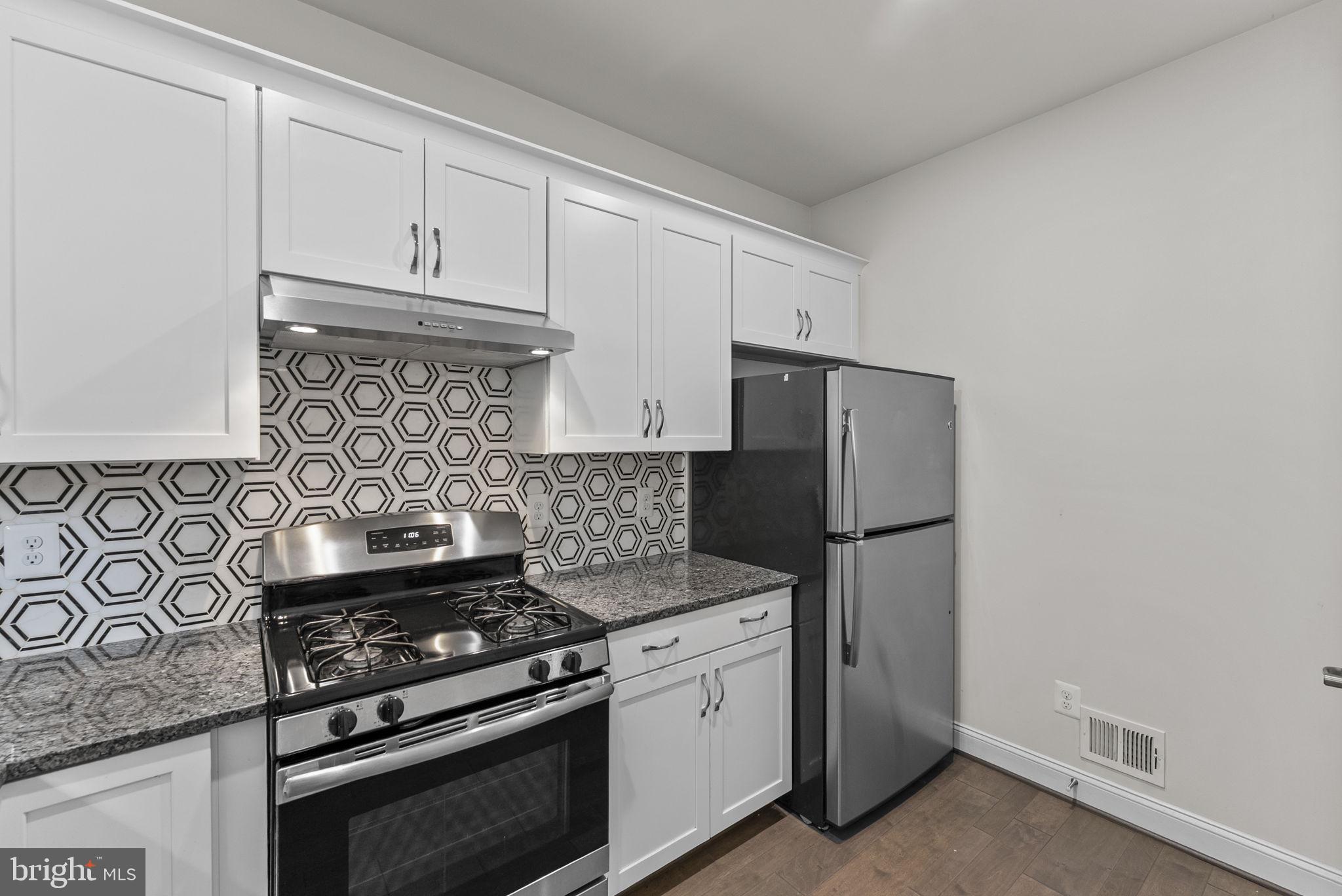 WESTBURY GLEN - Residential