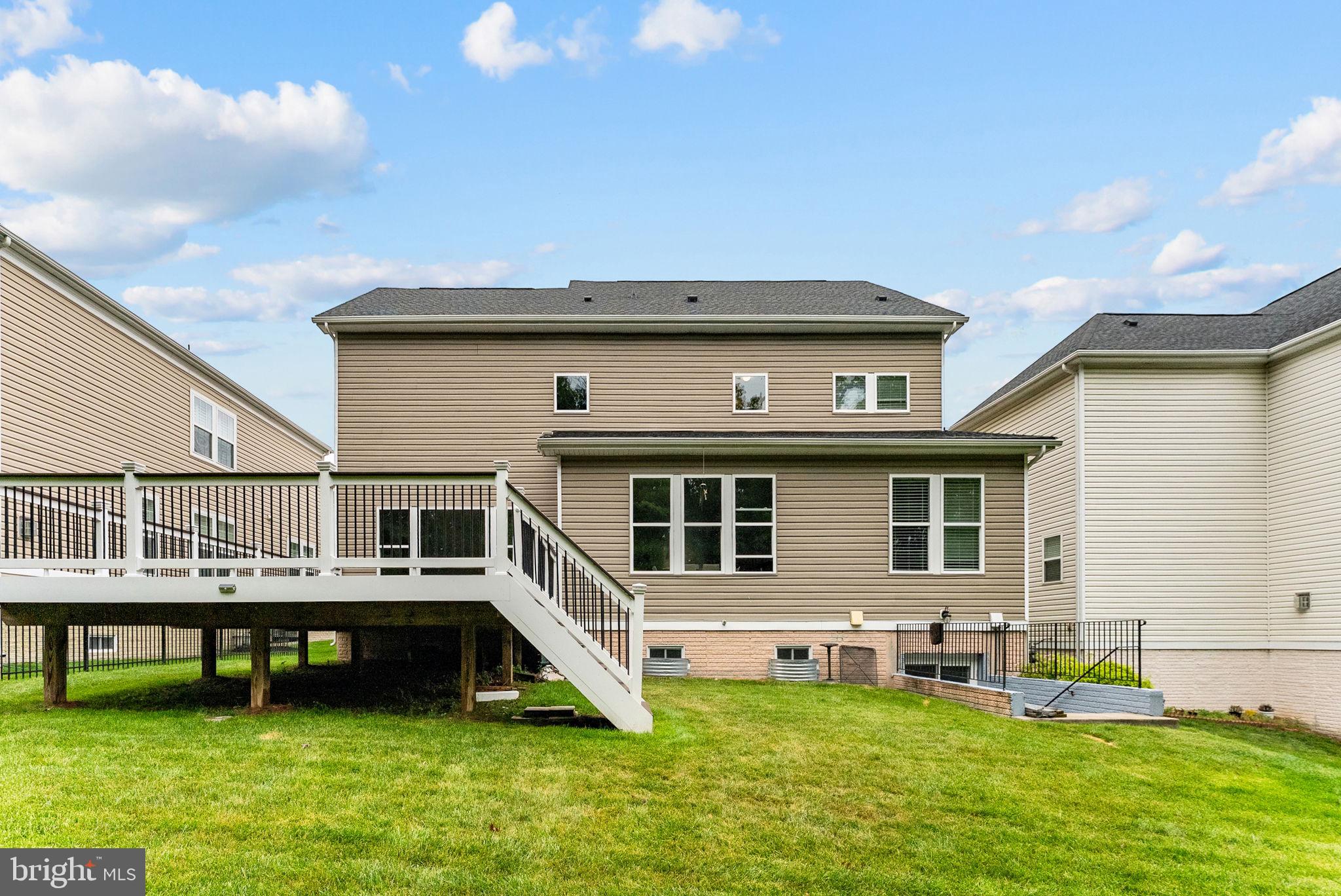WESTBURY GLEN - Residential