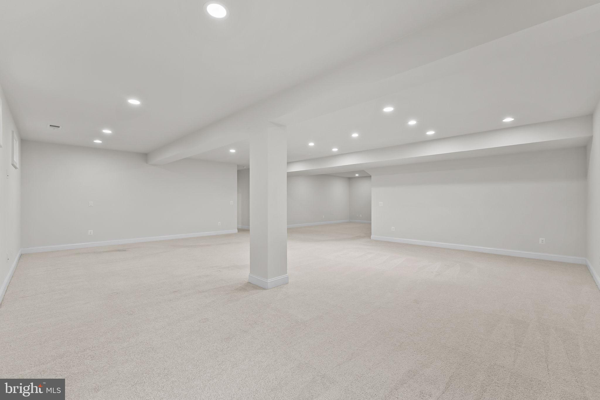 WESTBURY GLEN - Residential