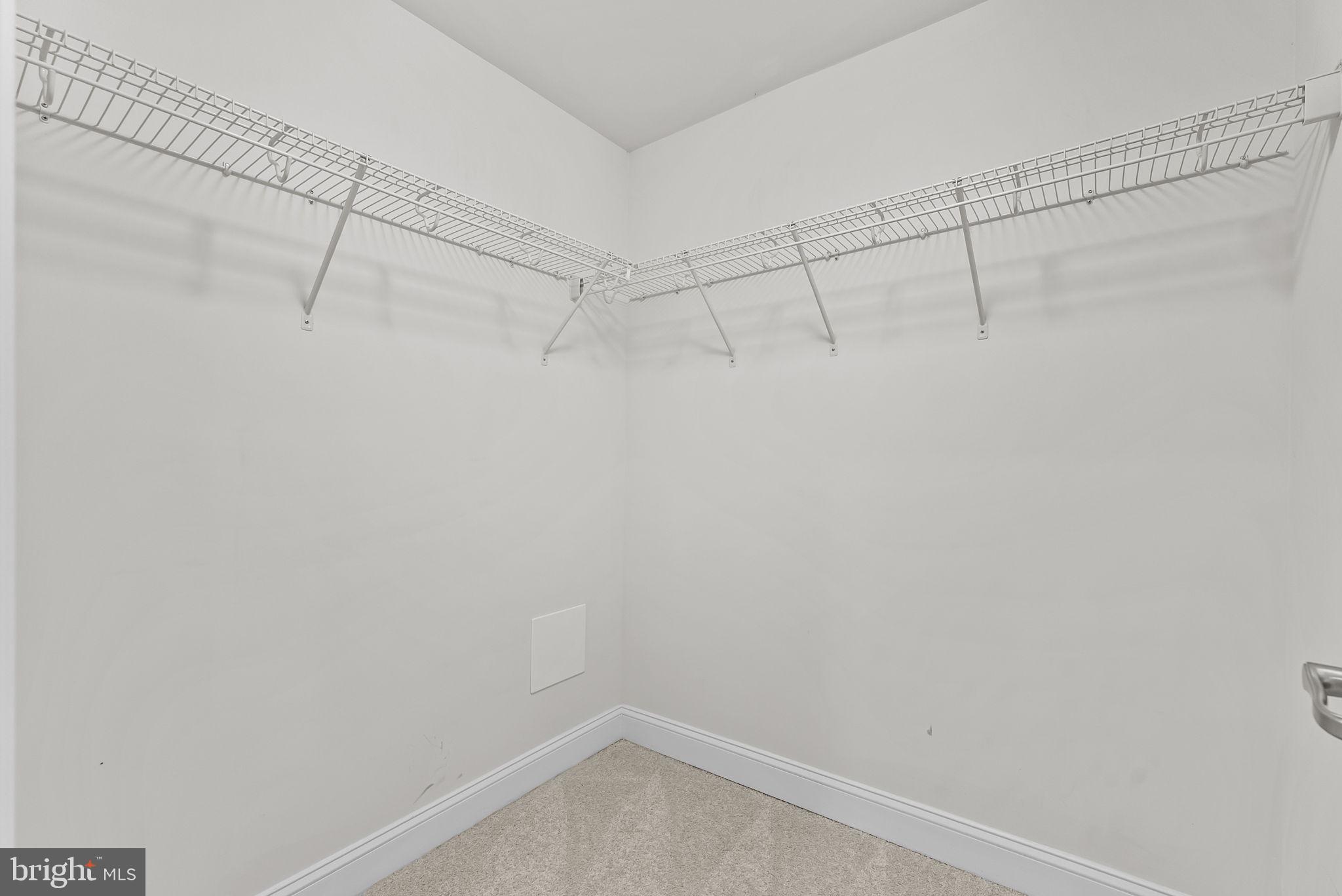 WESTBURY GLEN - Residential