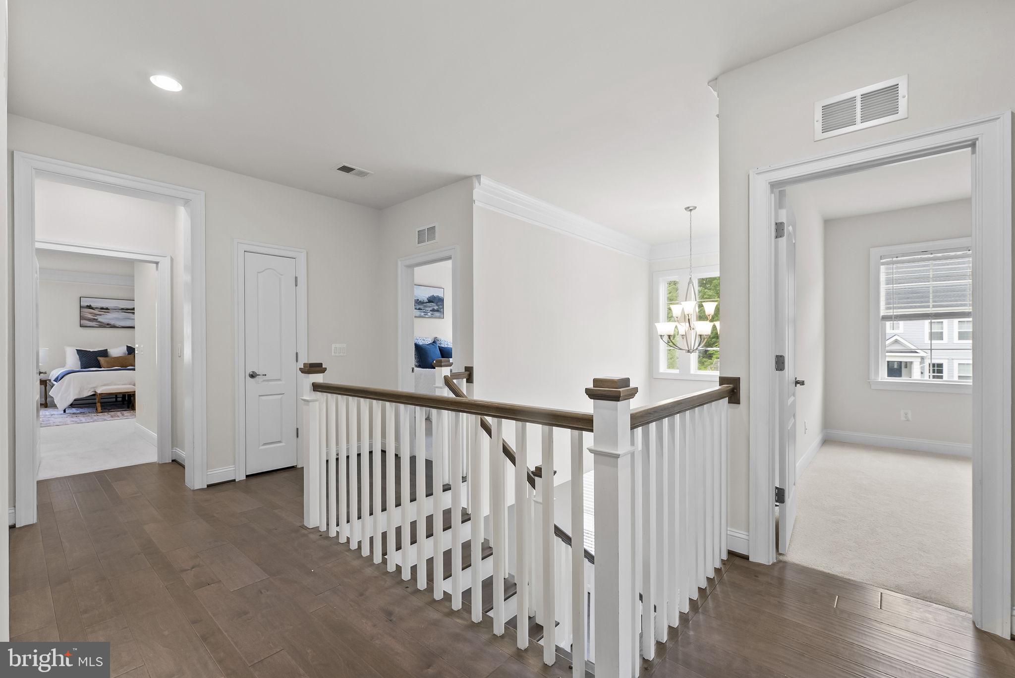 WESTBURY GLEN - Residential