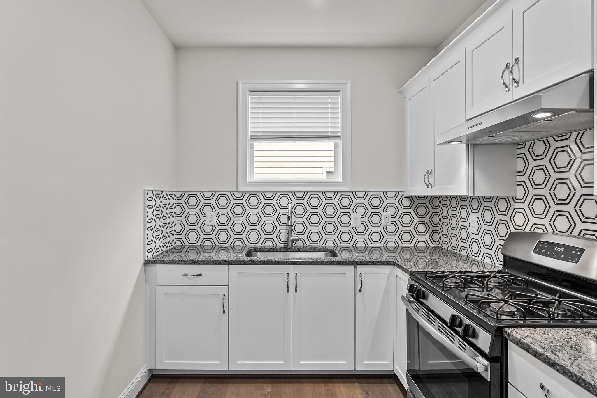 WESTBURY GLEN - Residential