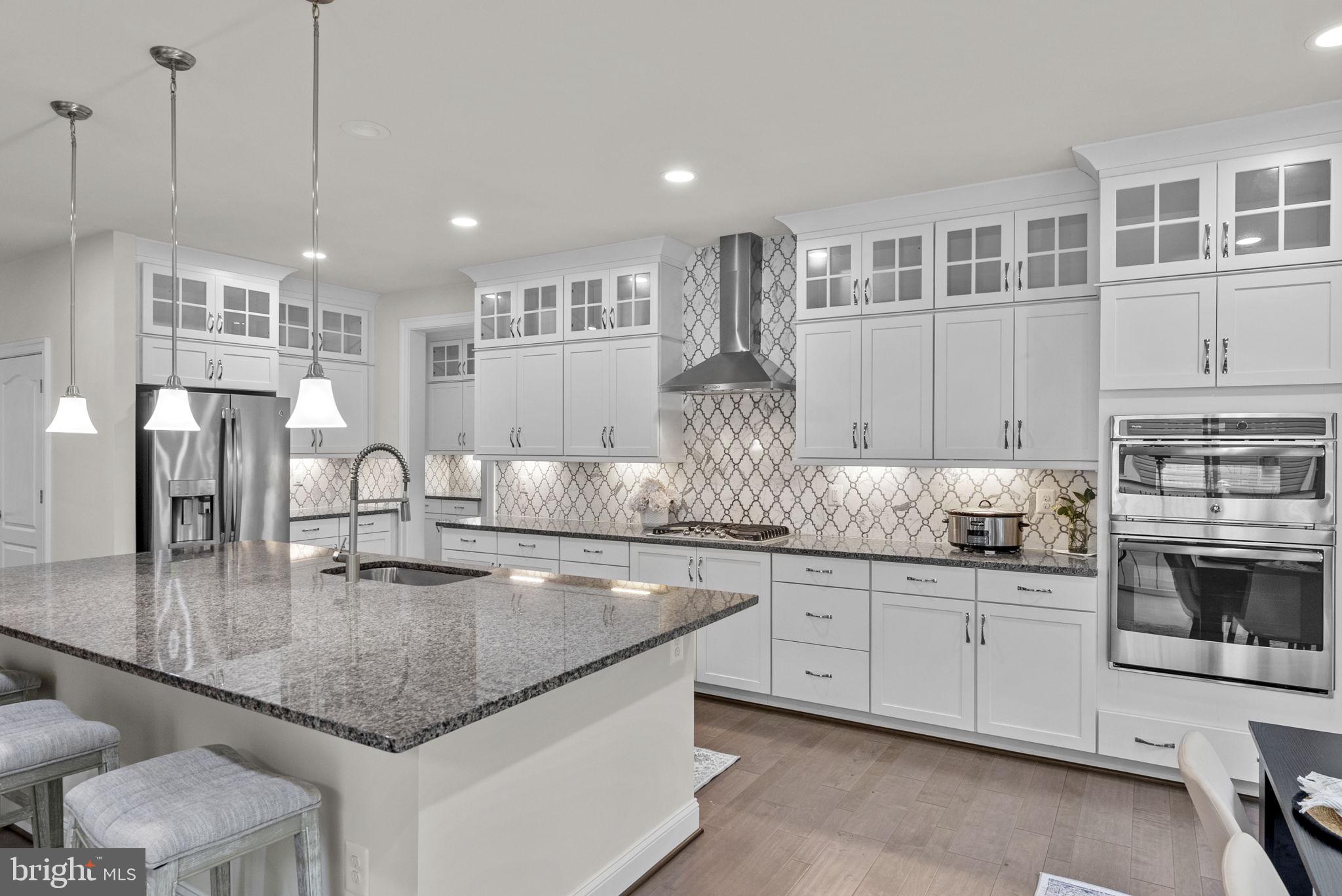 WESTBURY GLEN - Residential