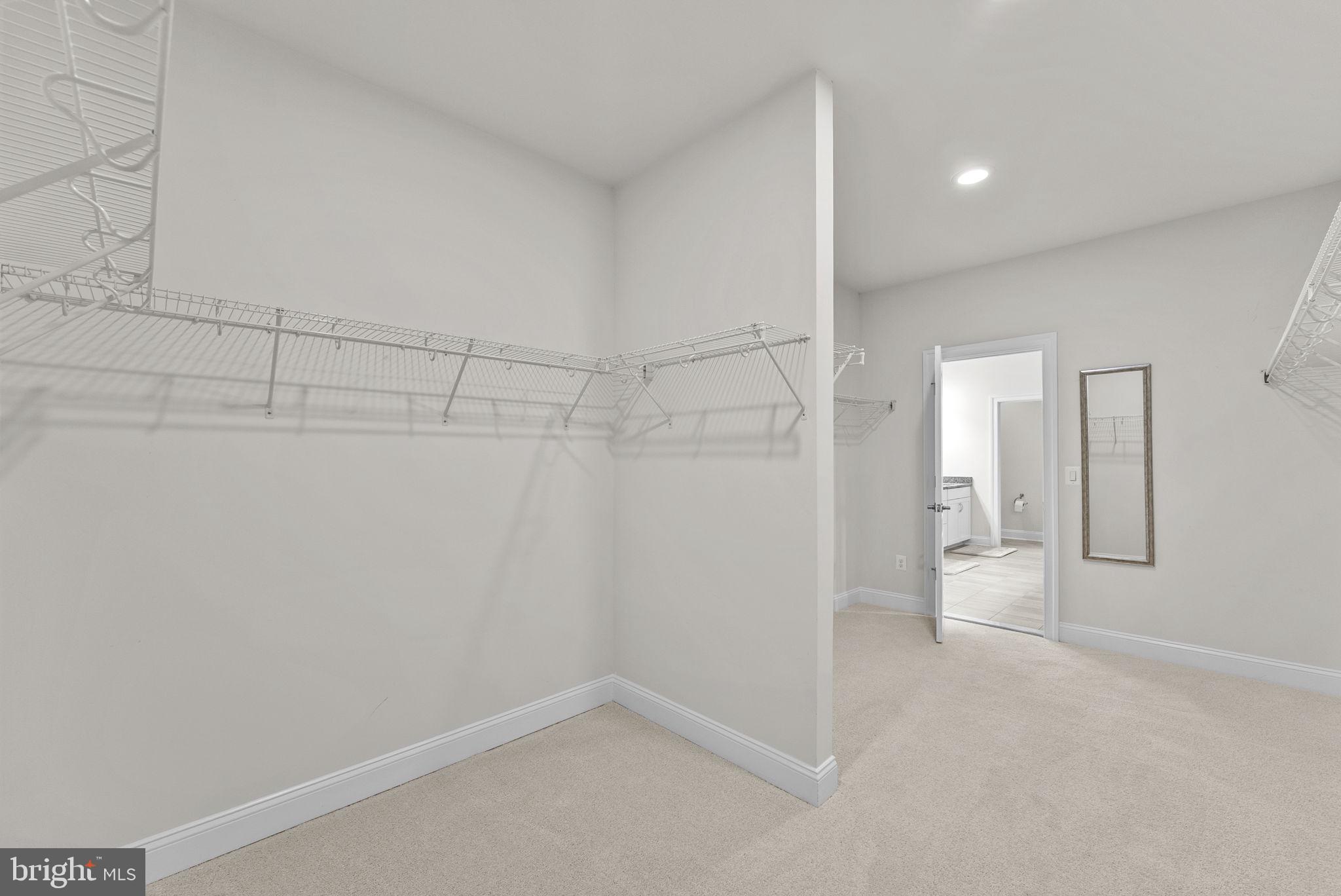 WESTBURY GLEN - Residential