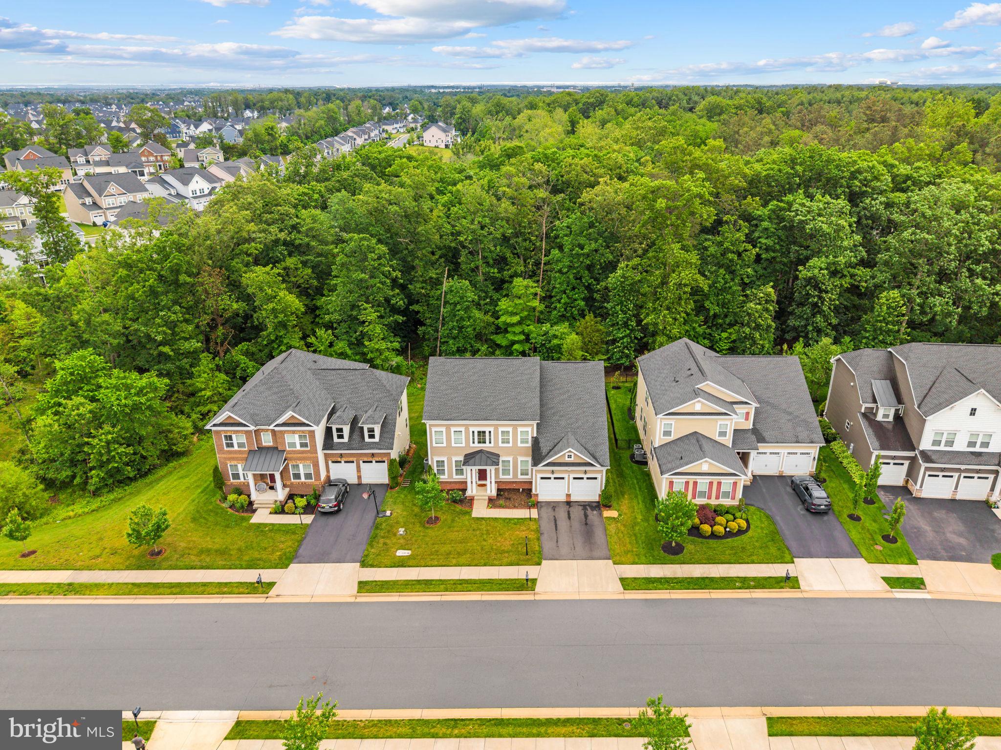 WESTBURY GLEN - Residential