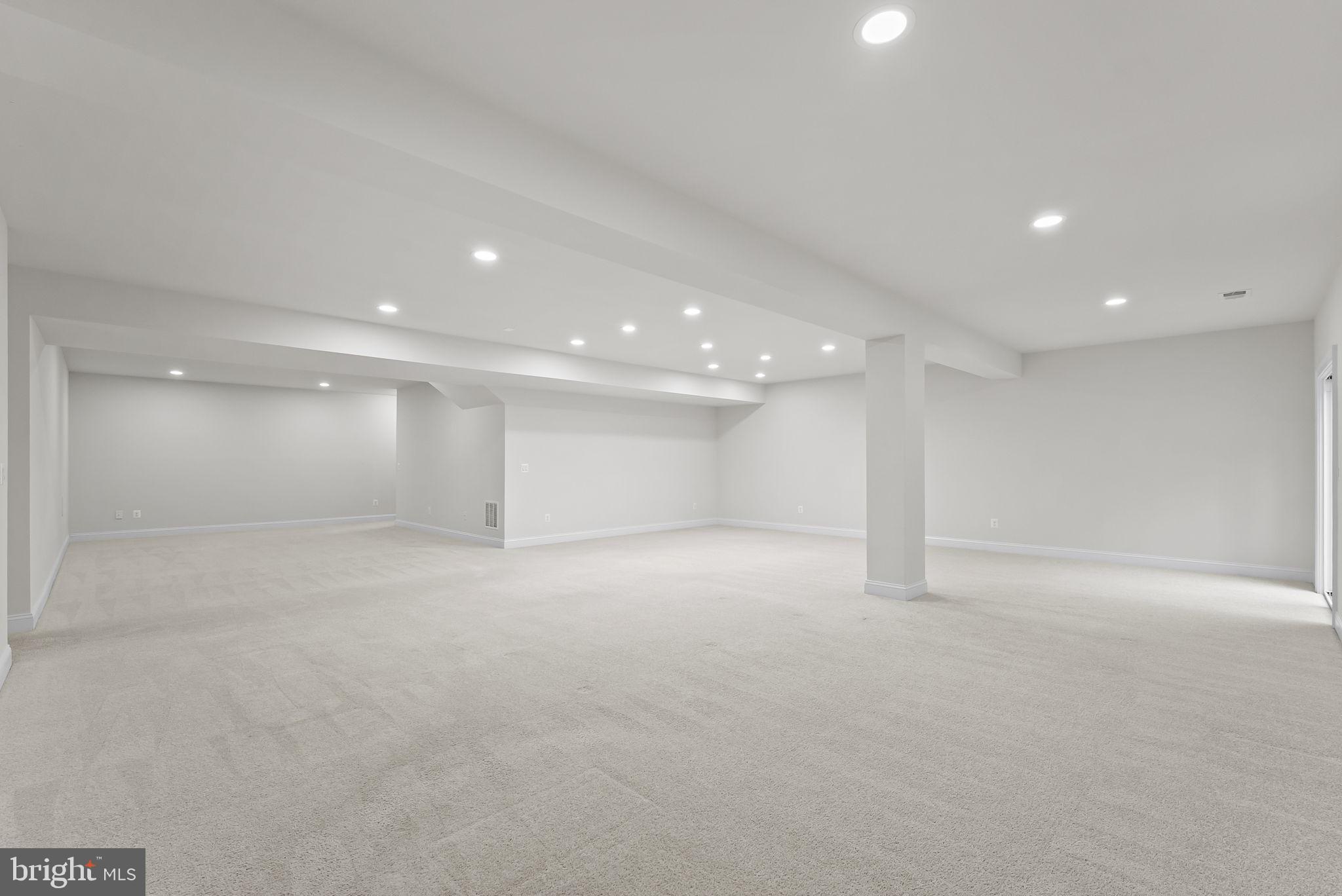 WESTBURY GLEN - Residential