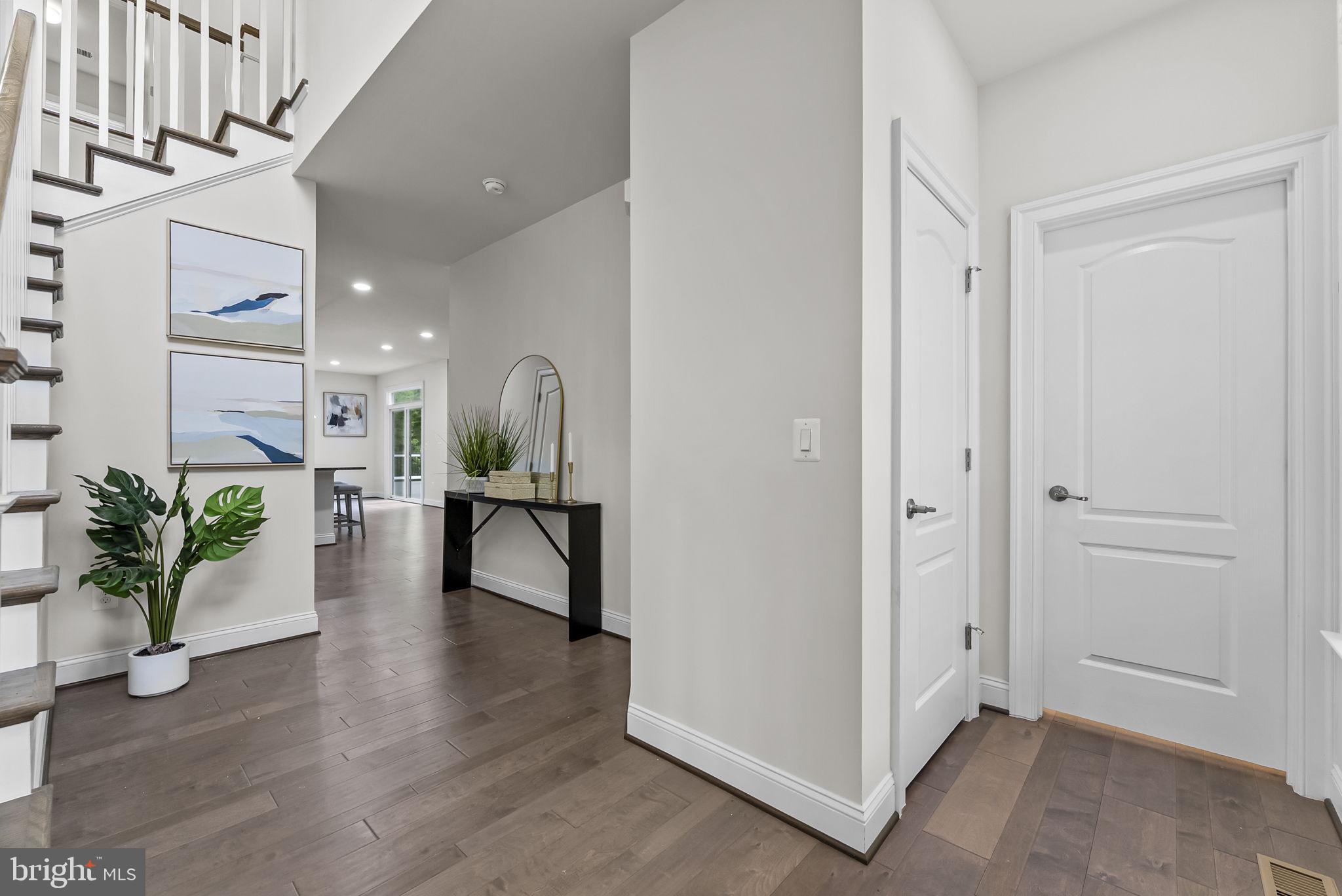 WESTBURY GLEN - Residential