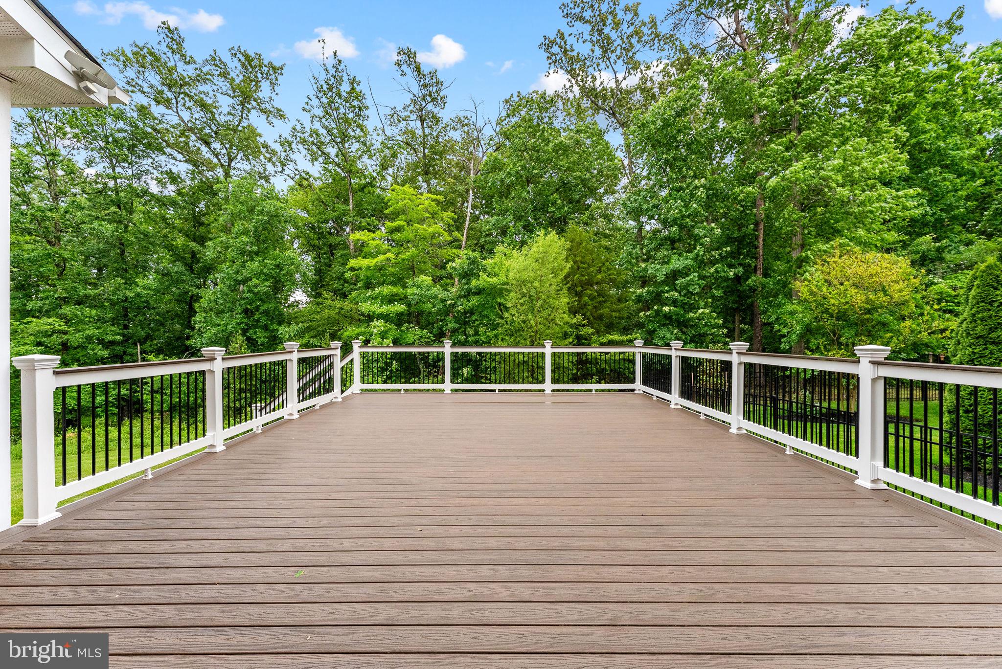 WESTBURY GLEN - Residential