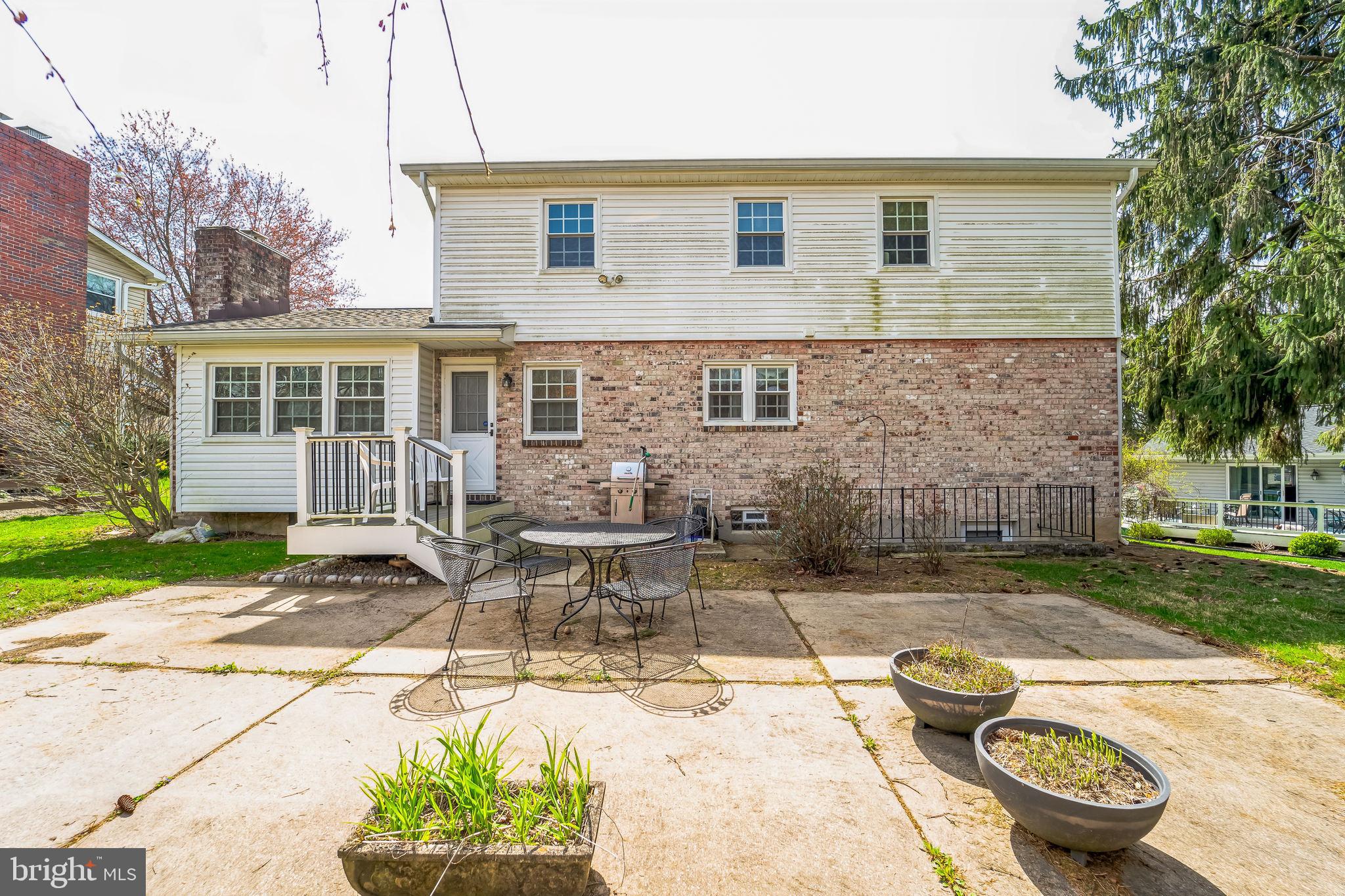 SPRINGDALE - Residential