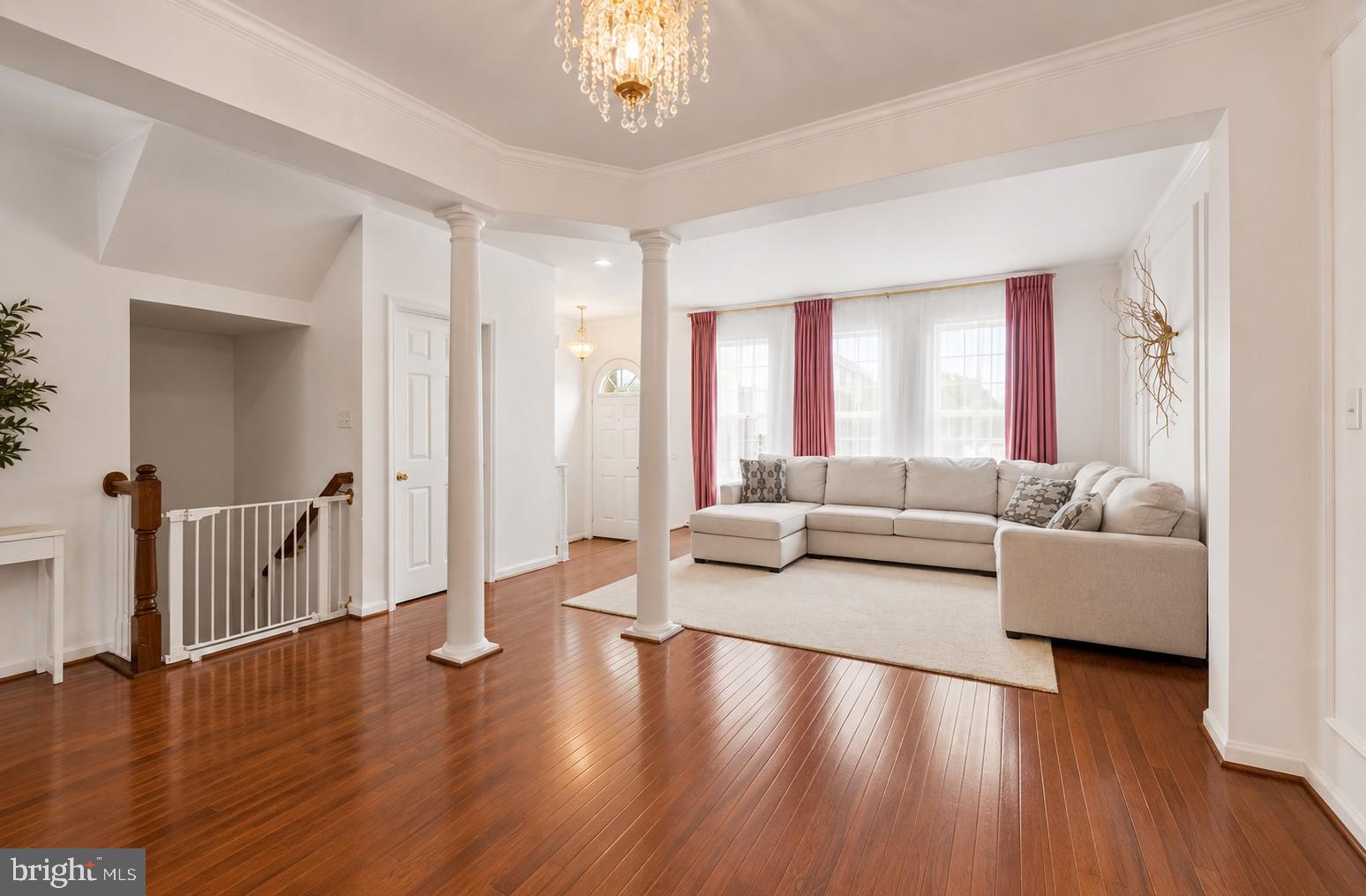 8570 WYNGATE MANOR COURT