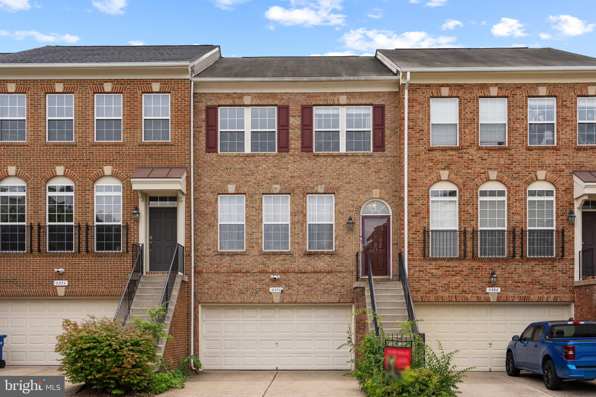 8570 WYNGATE MANOR COURT