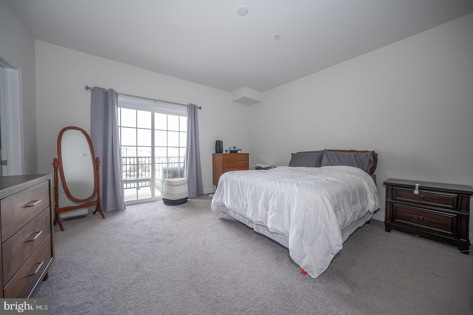 NEWTOWN WALK AT ELLIS PRESERVE - Residential Lease