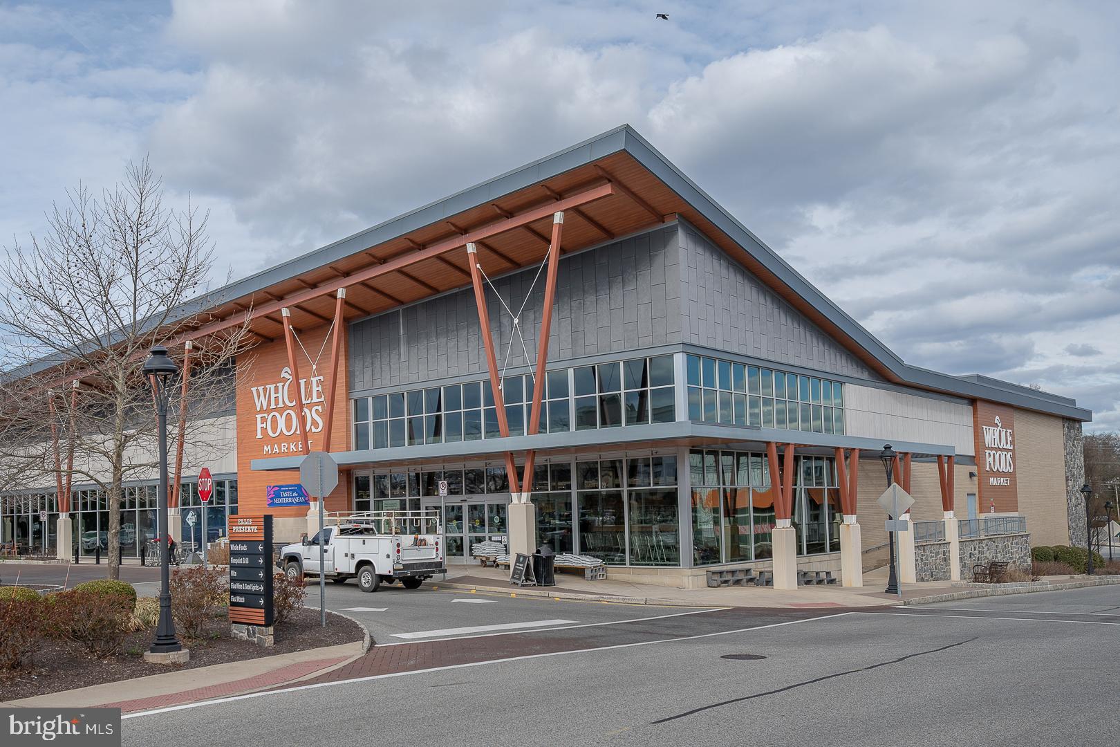 NEWTOWN WALK AT ELLIS PRESERVE - Residential Lease