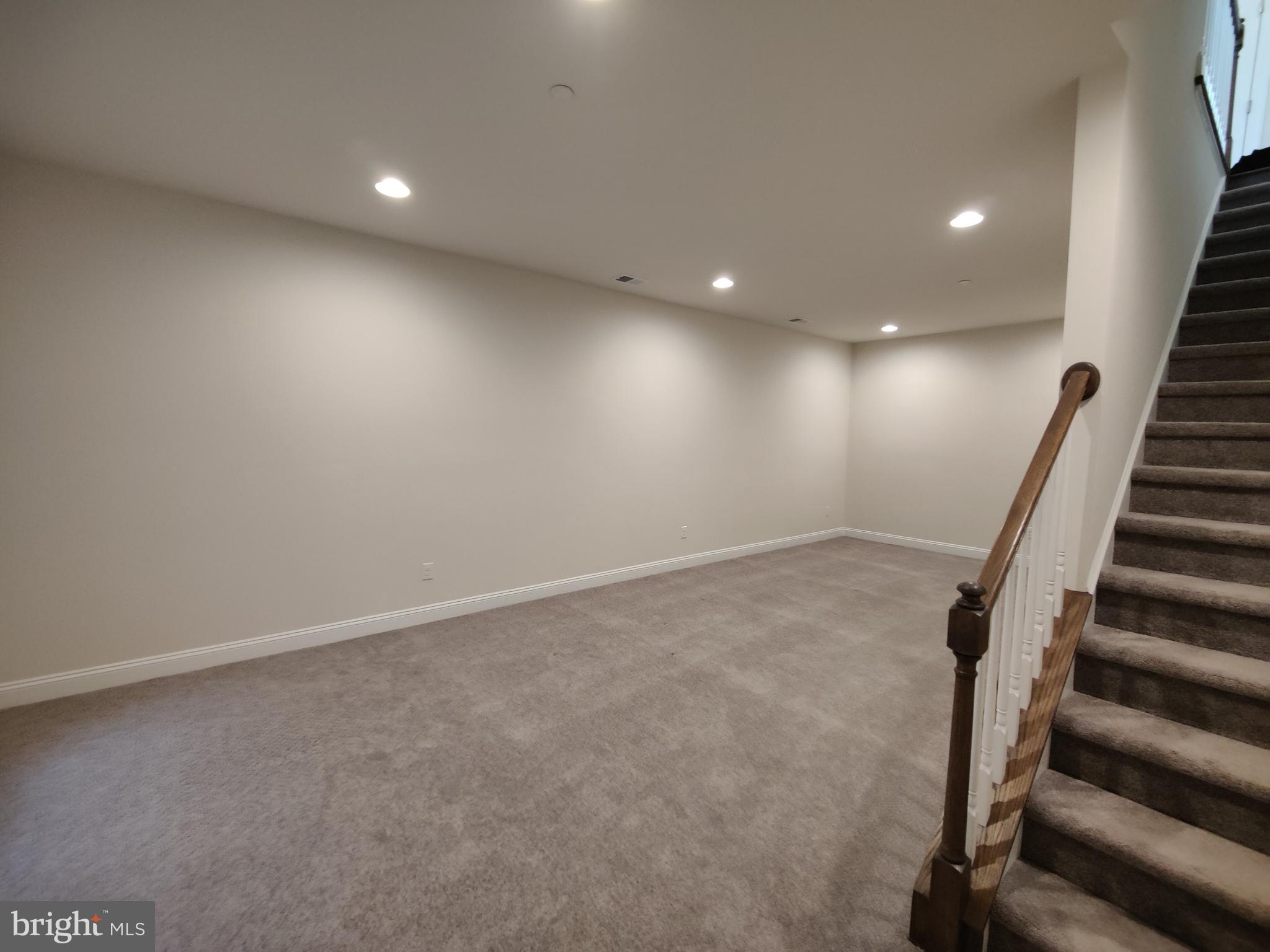 NEWTOWN WALK AT ELLIS PRESERVE - Residential Lease