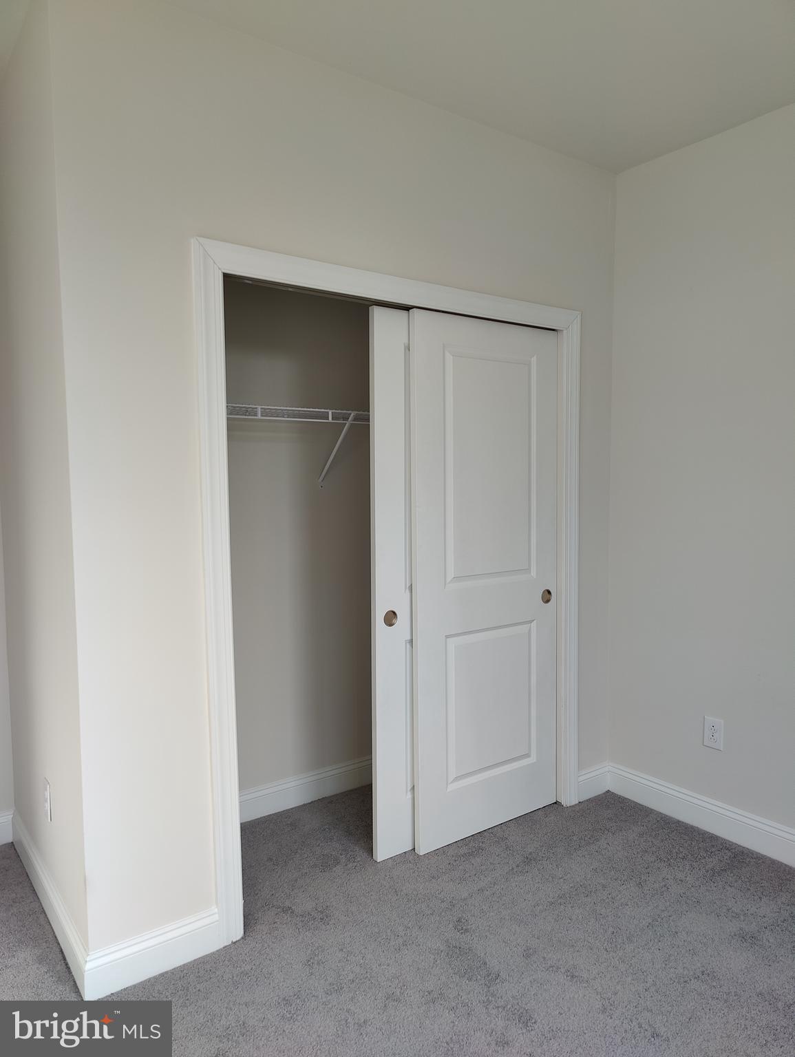 NEWTOWN WALK AT ELLIS PRESERVE - Residential Lease