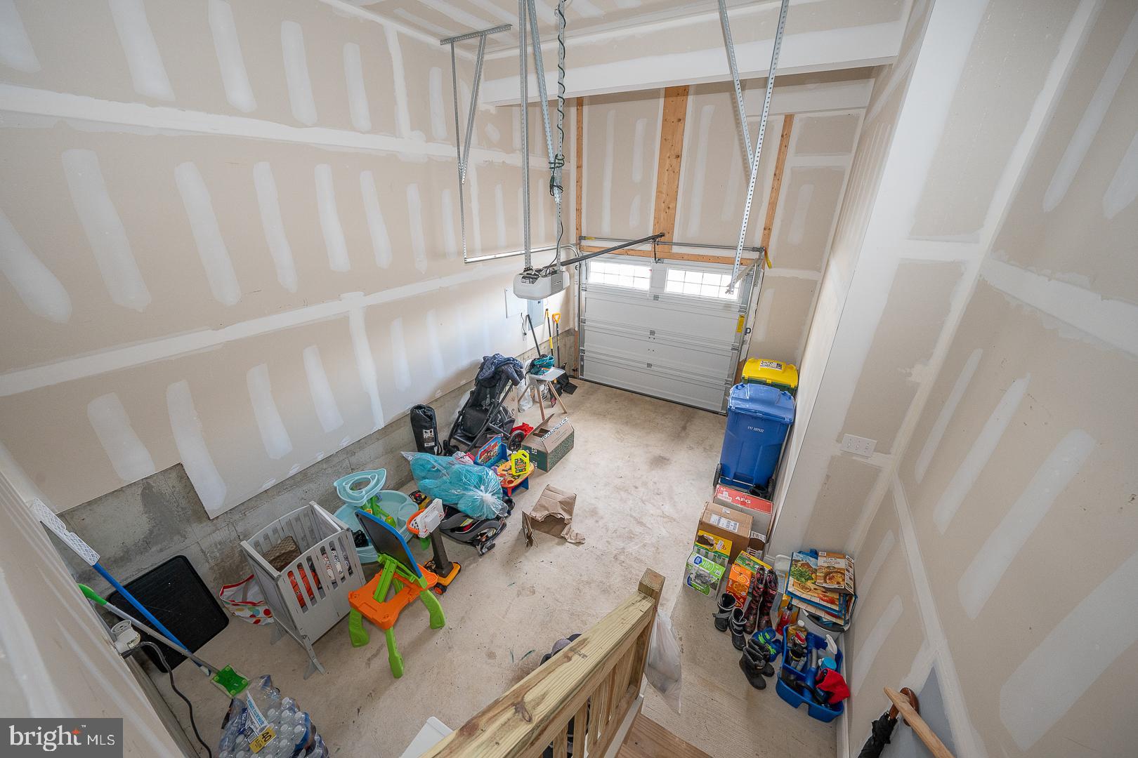 NEWTOWN WALK AT ELLIS PRESERVE - Residential Lease