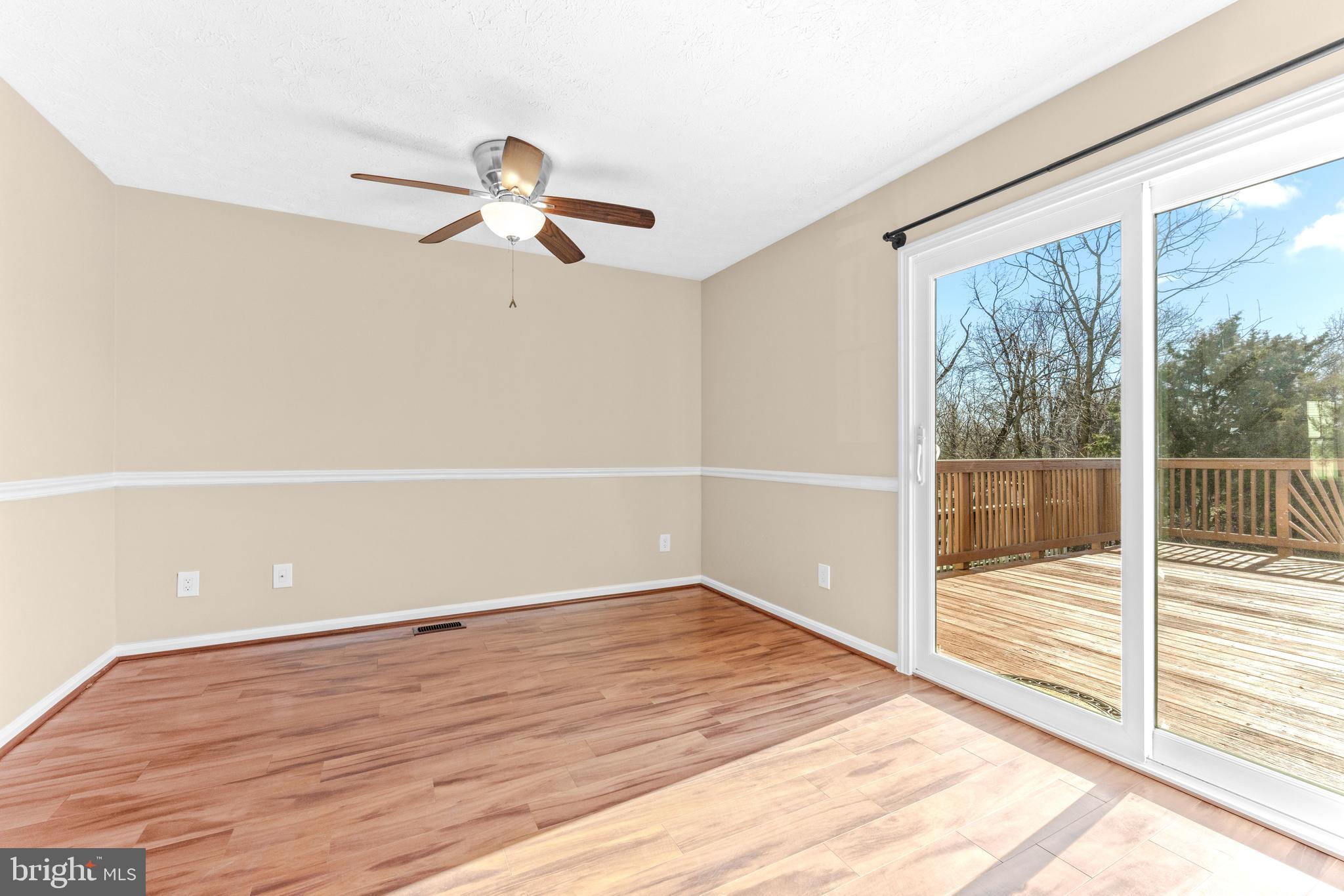 CONSTANT FRIENDSHIP - Residential