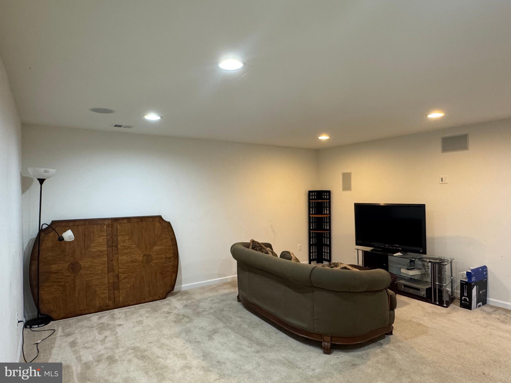 CARDINAL GROVE - Residential Lease