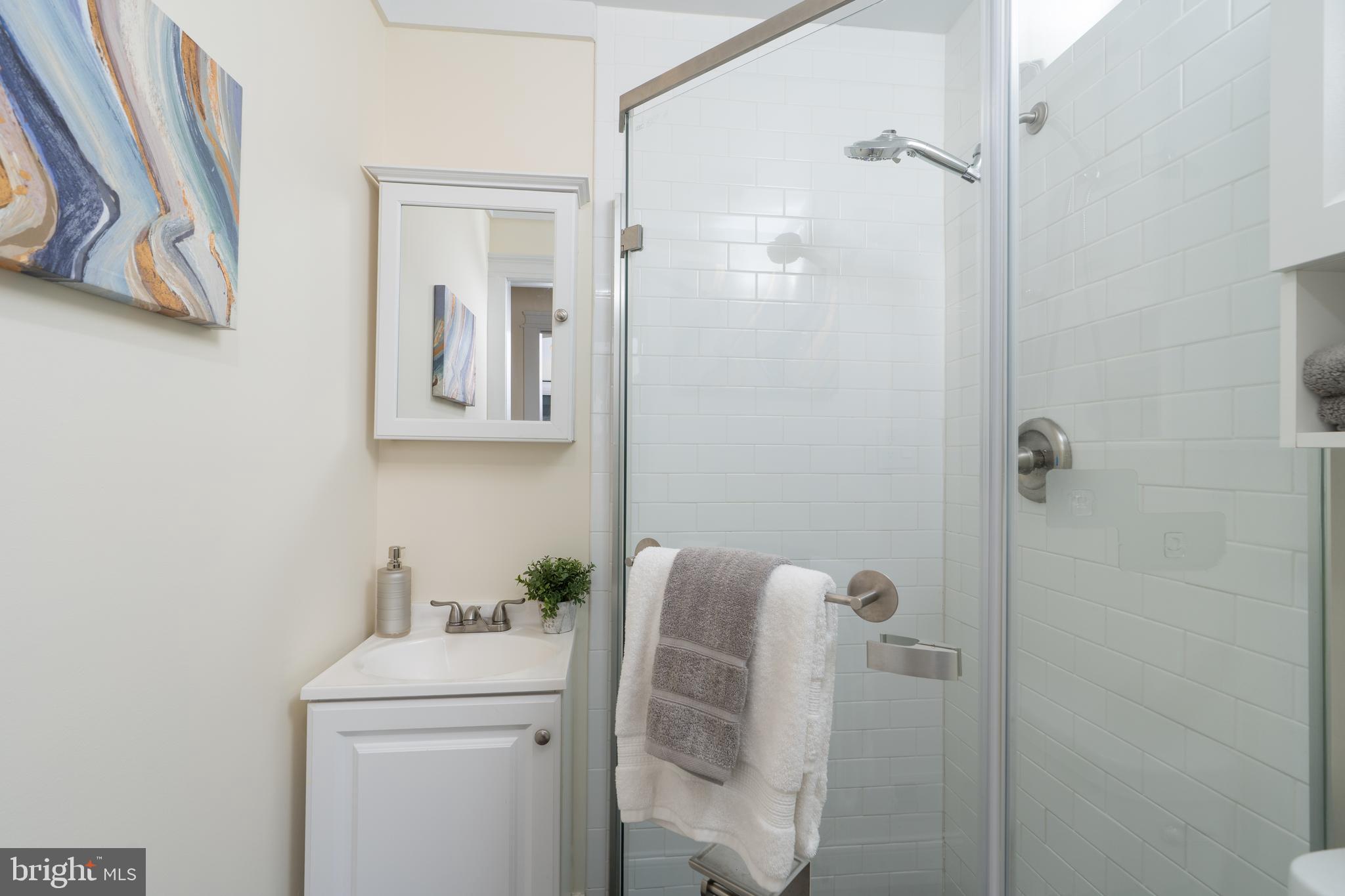 STAFFORD SQUARE - Residential