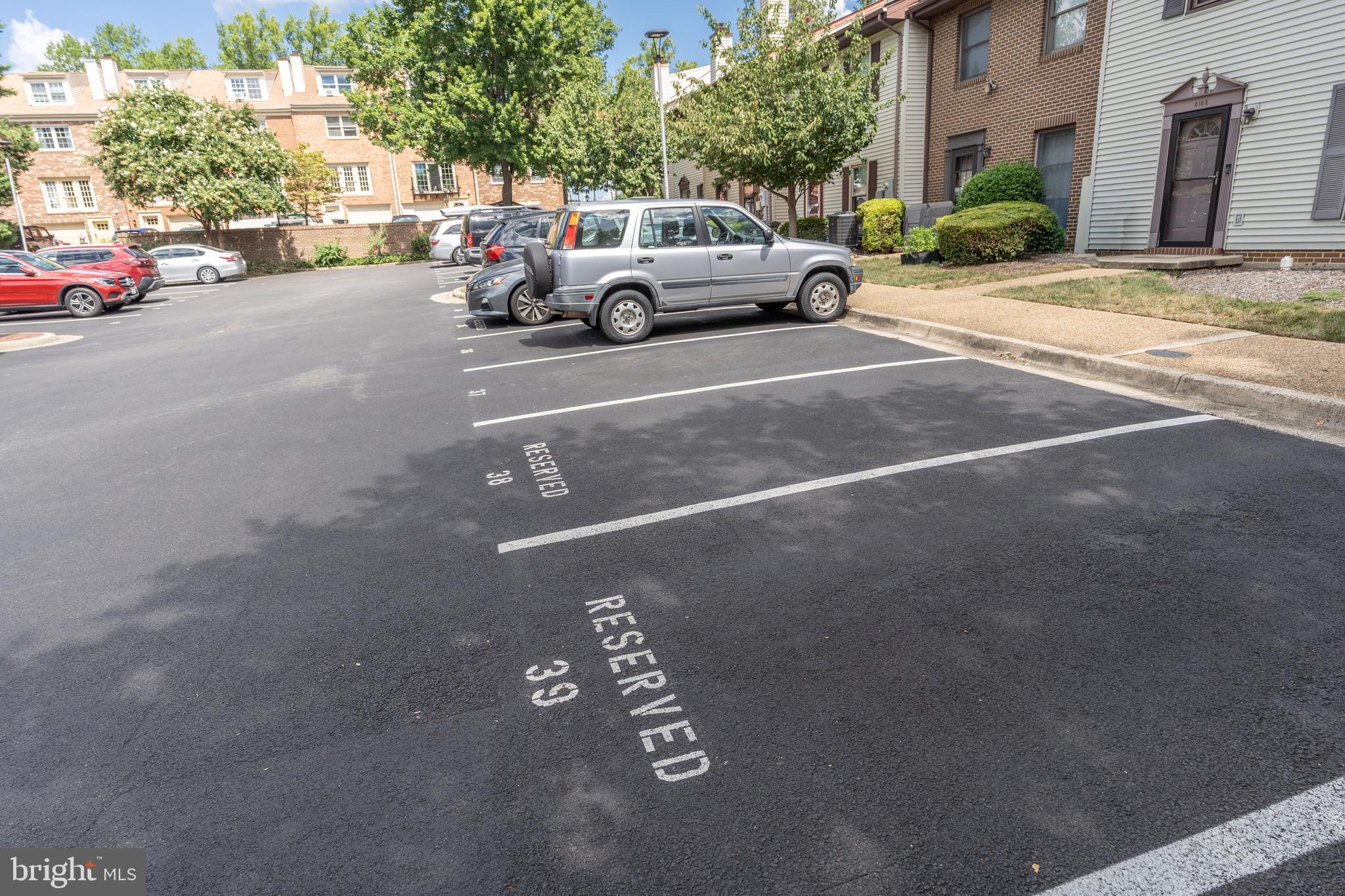 STAFFORD SQUARE - Residential