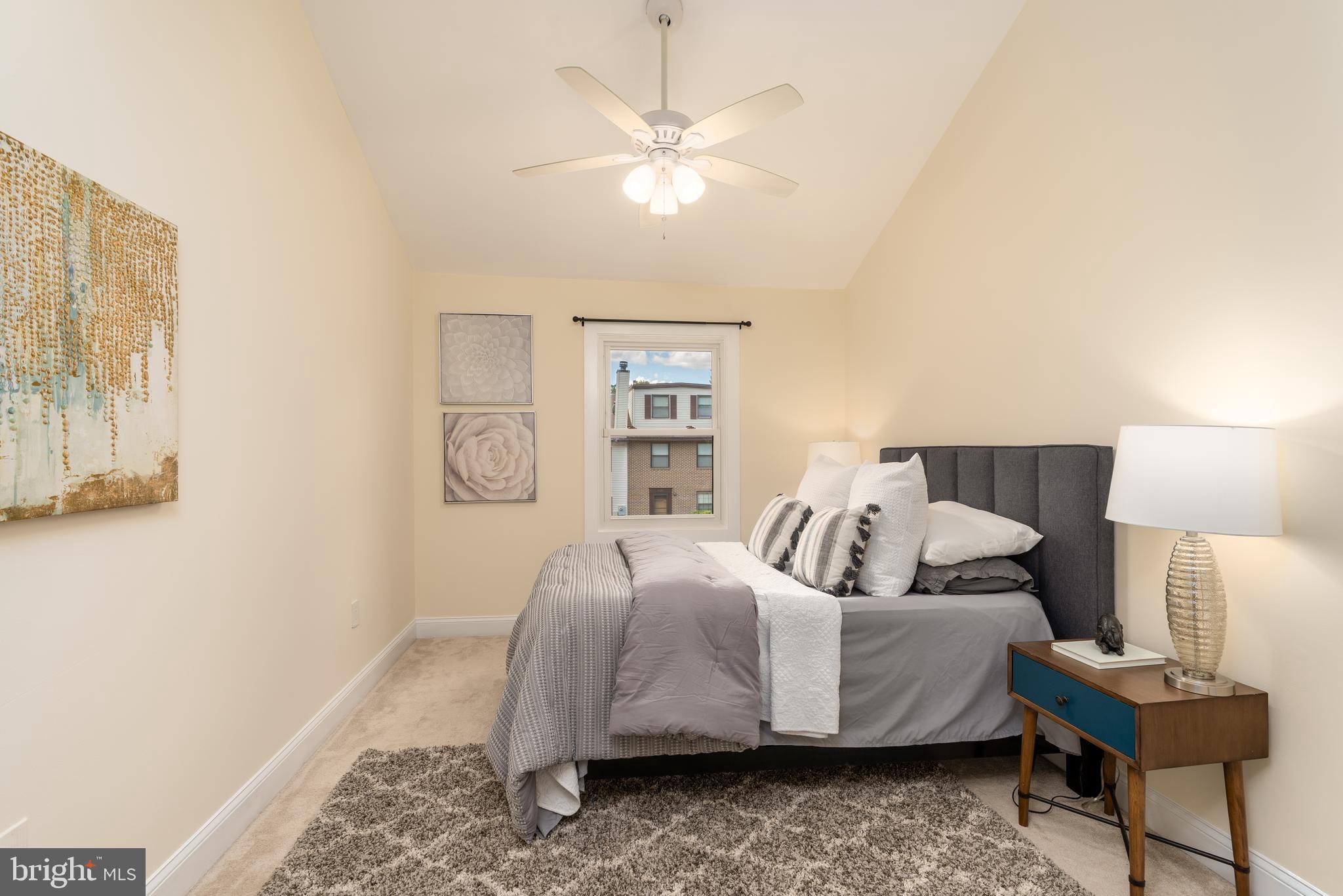 STAFFORD SQUARE - Residential