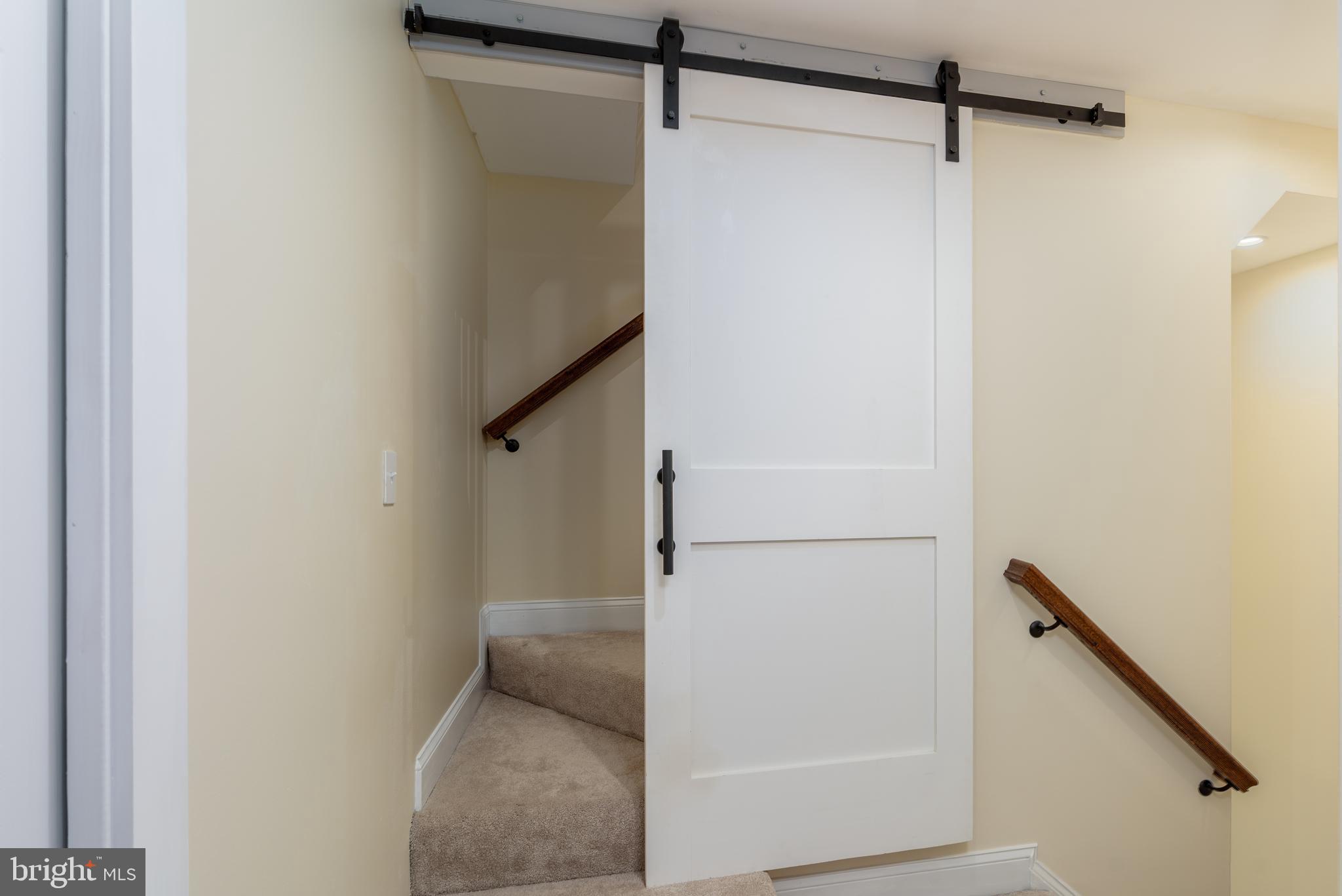 STAFFORD SQUARE - Residential