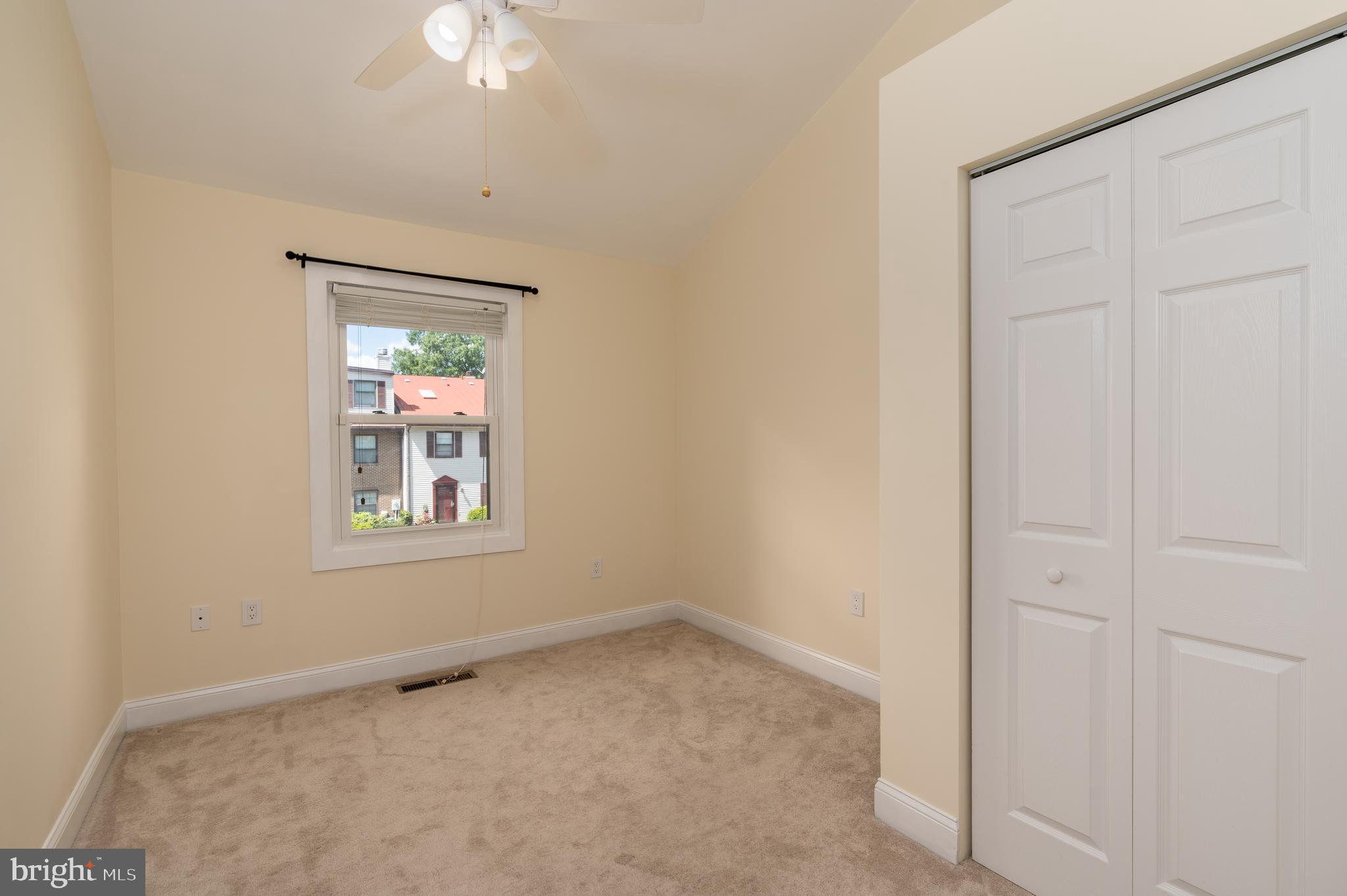 STAFFORD SQUARE - Residential