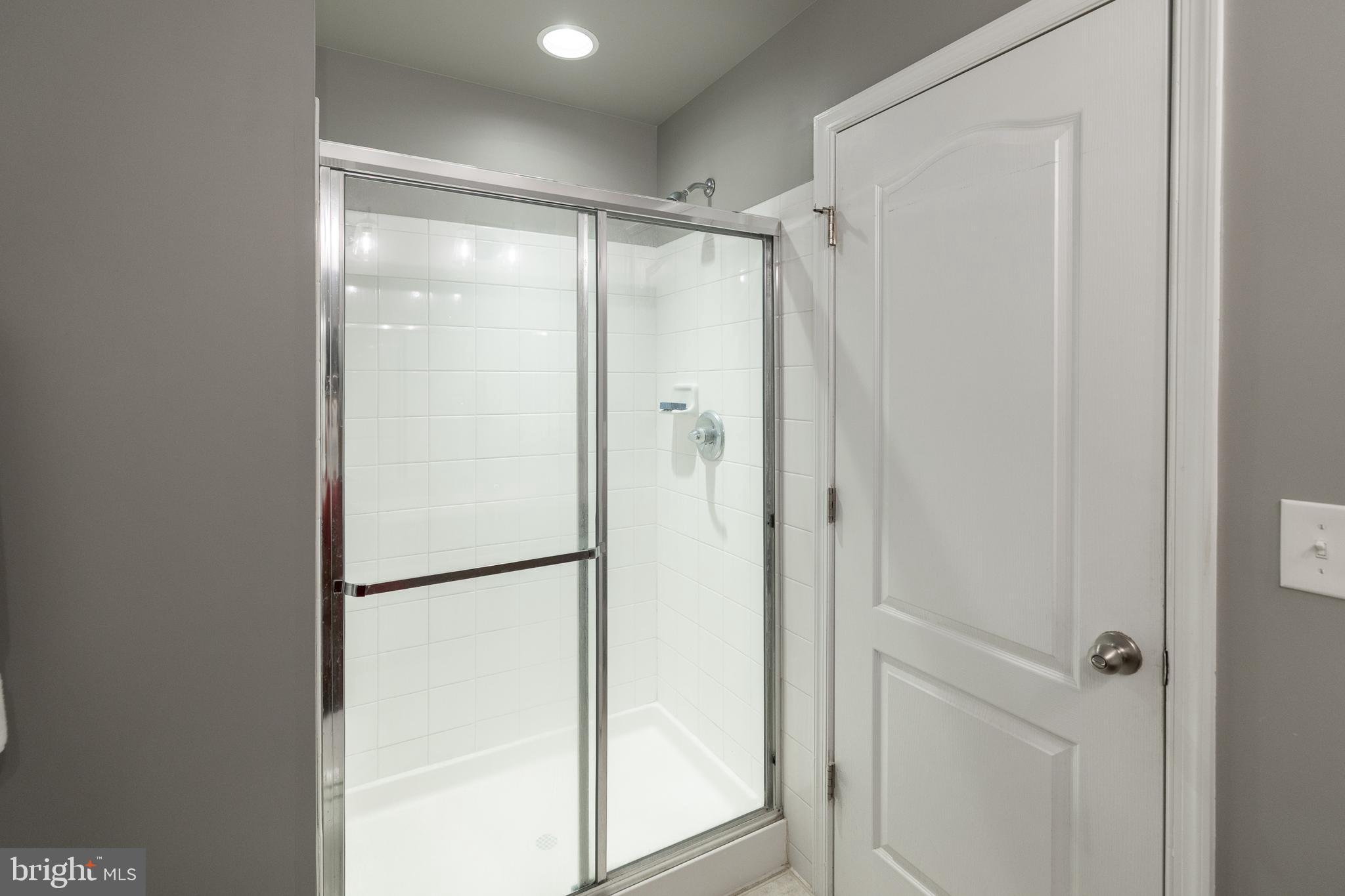 THE TOWNES AT TASKER - Residential