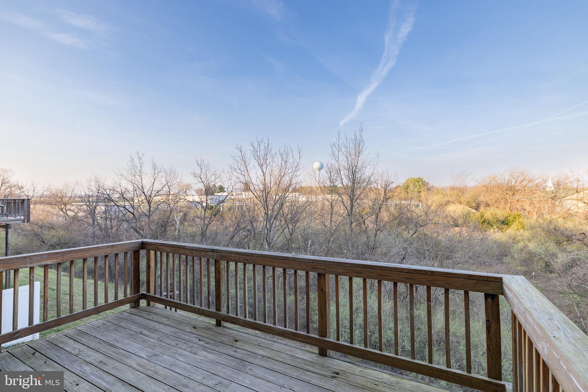 THE TOWNES AT TASKER - Residential