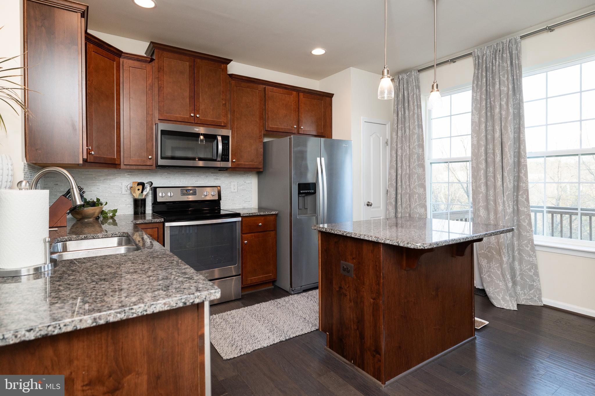 THE TOWNES AT TASKER - Residential