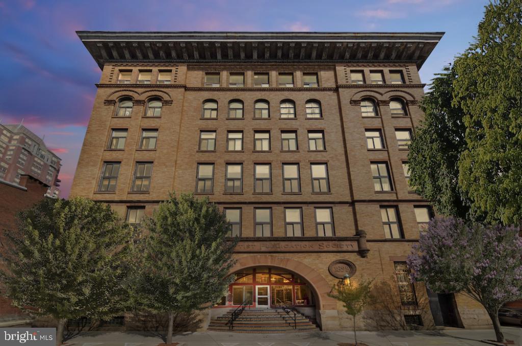 WASHINGTON SQ - Residential Lease