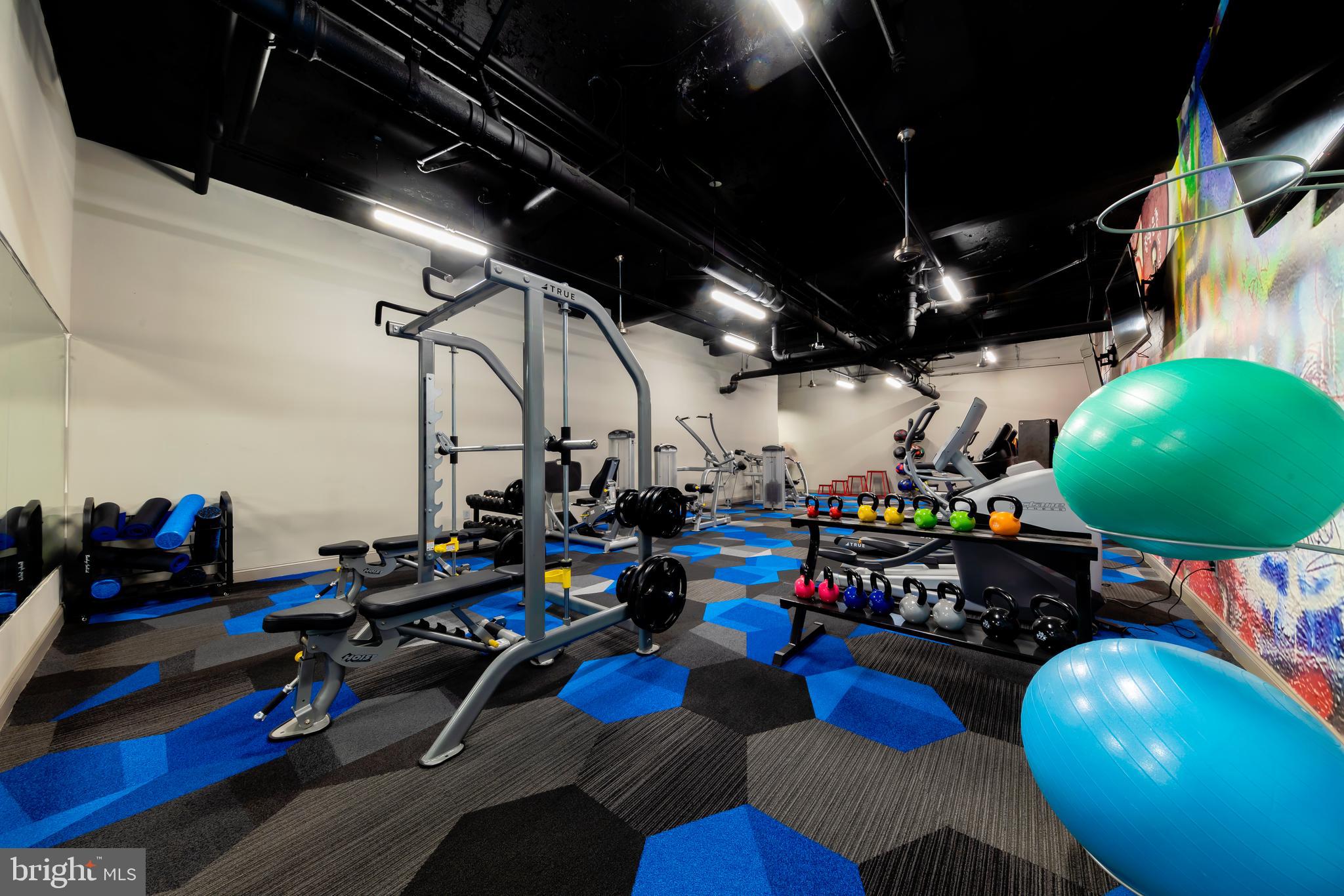 WASHINGTON SQ - Residential Lease