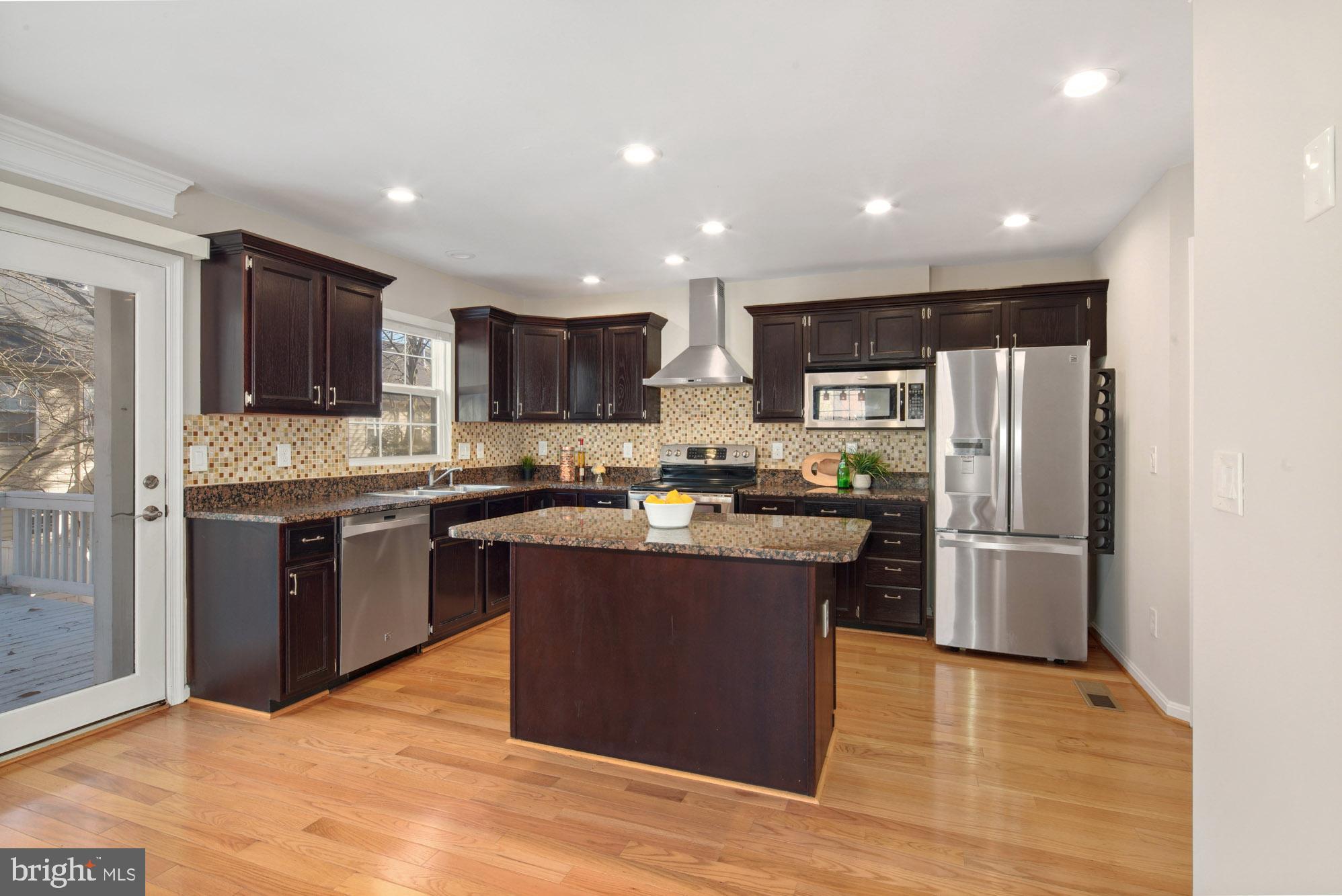 VIRGINIA CENTER - Residential