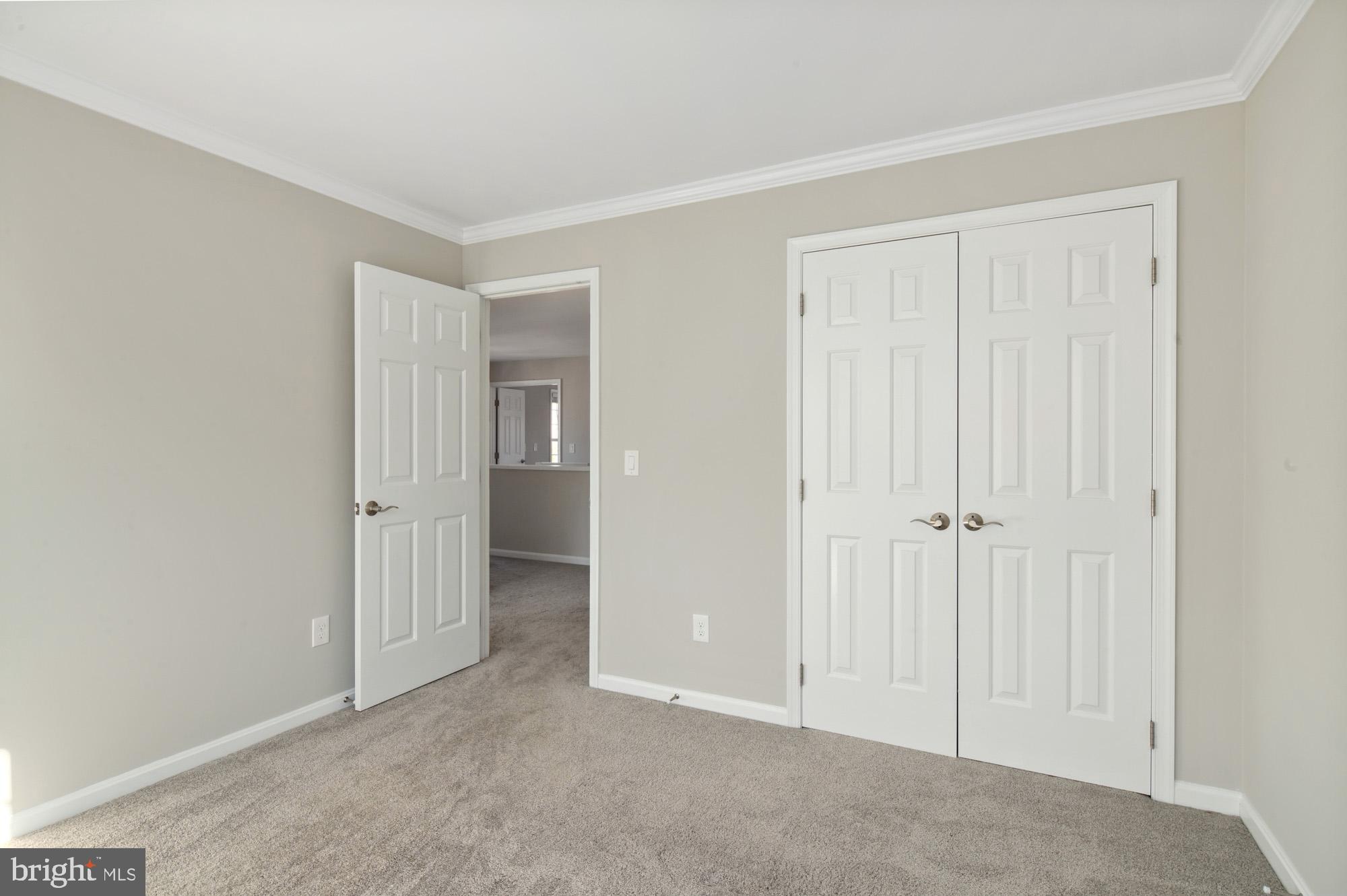 VIRGINIA CENTER - Residential