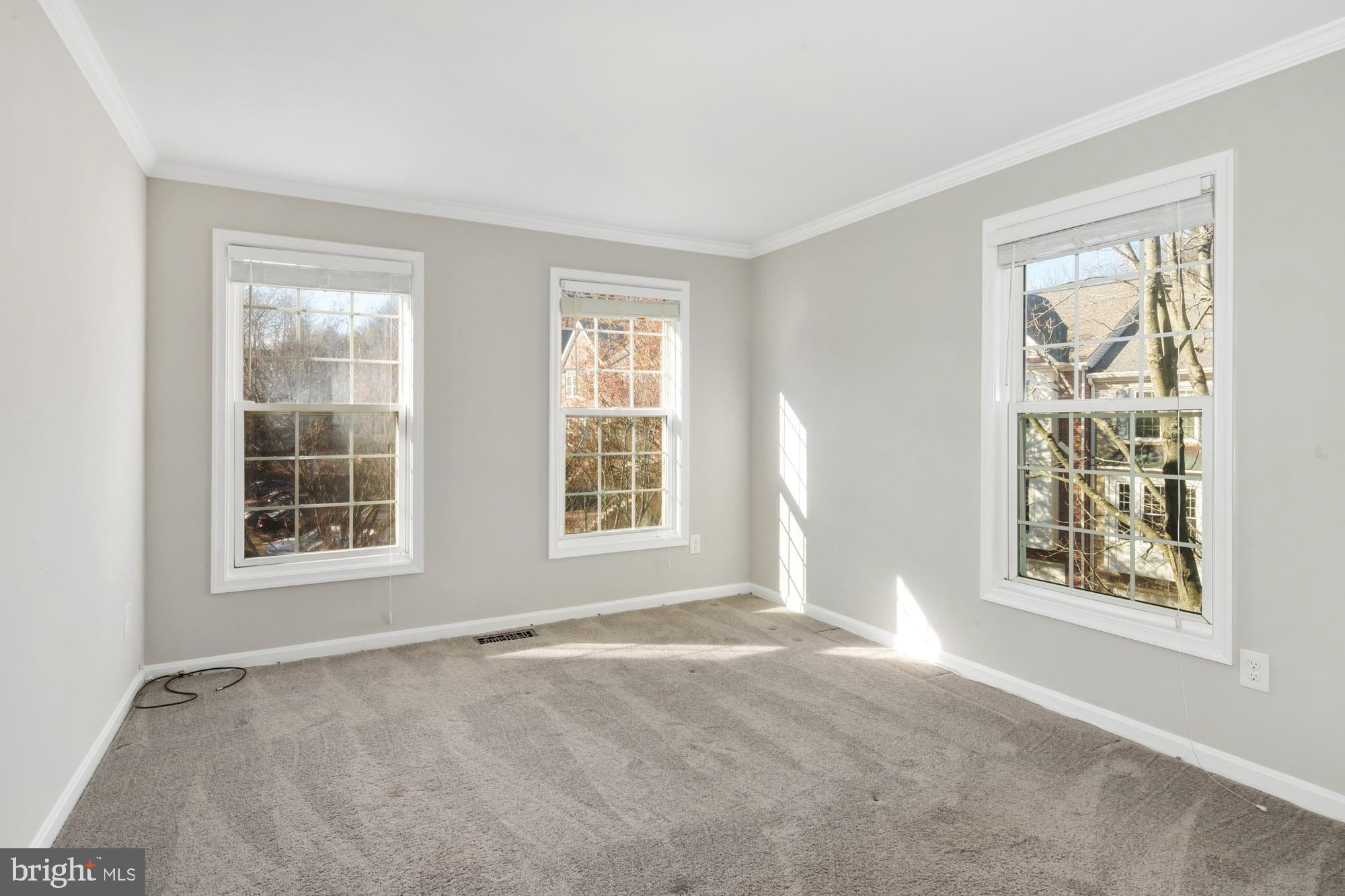 VIRGINIA CENTER - Residential