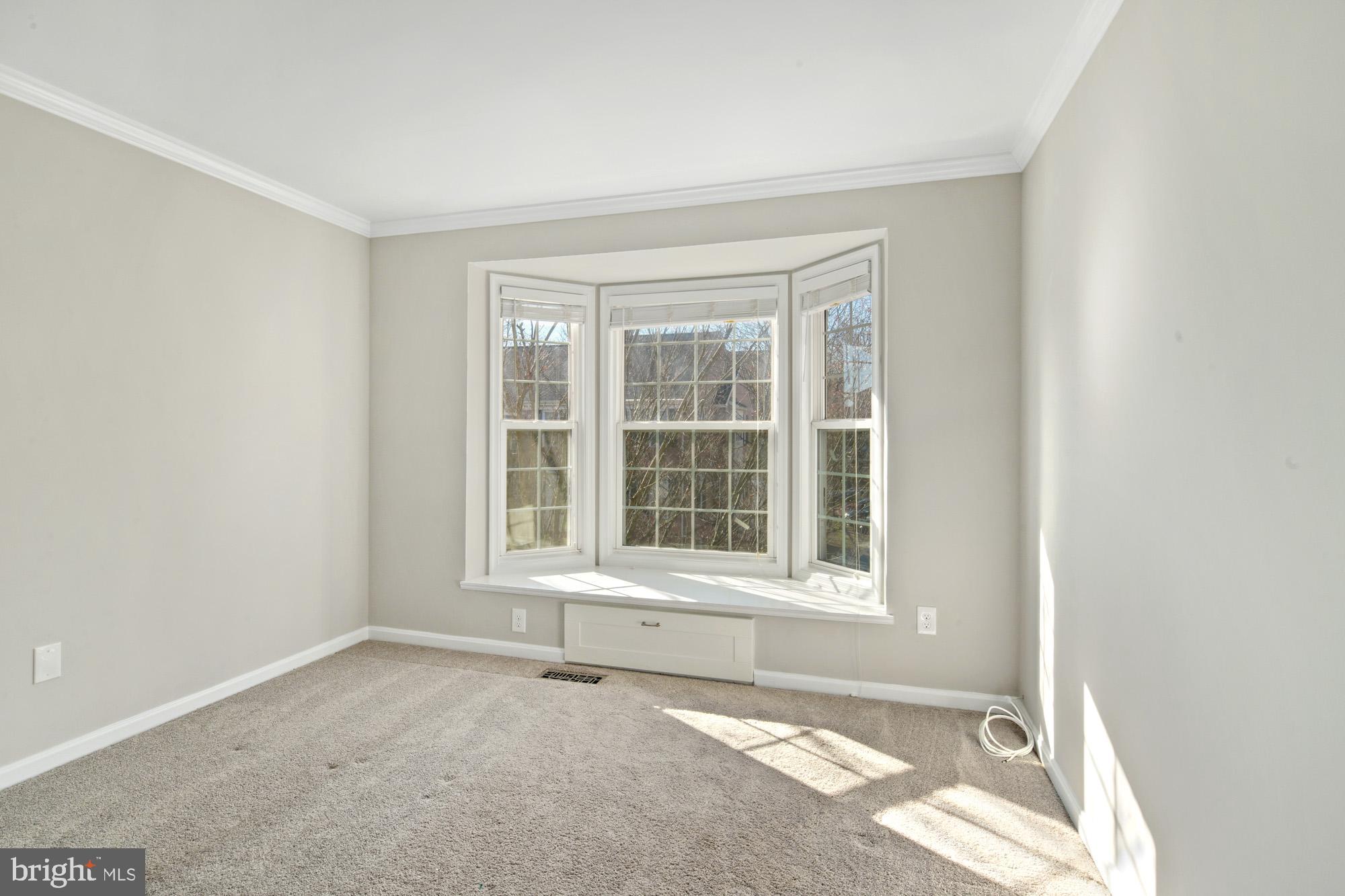 VIRGINIA CENTER - Residential