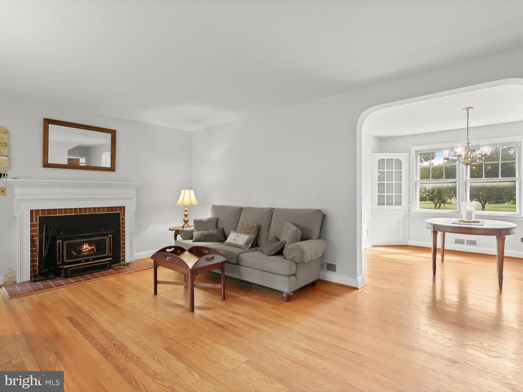 108 N BEAUMONT AVENUE