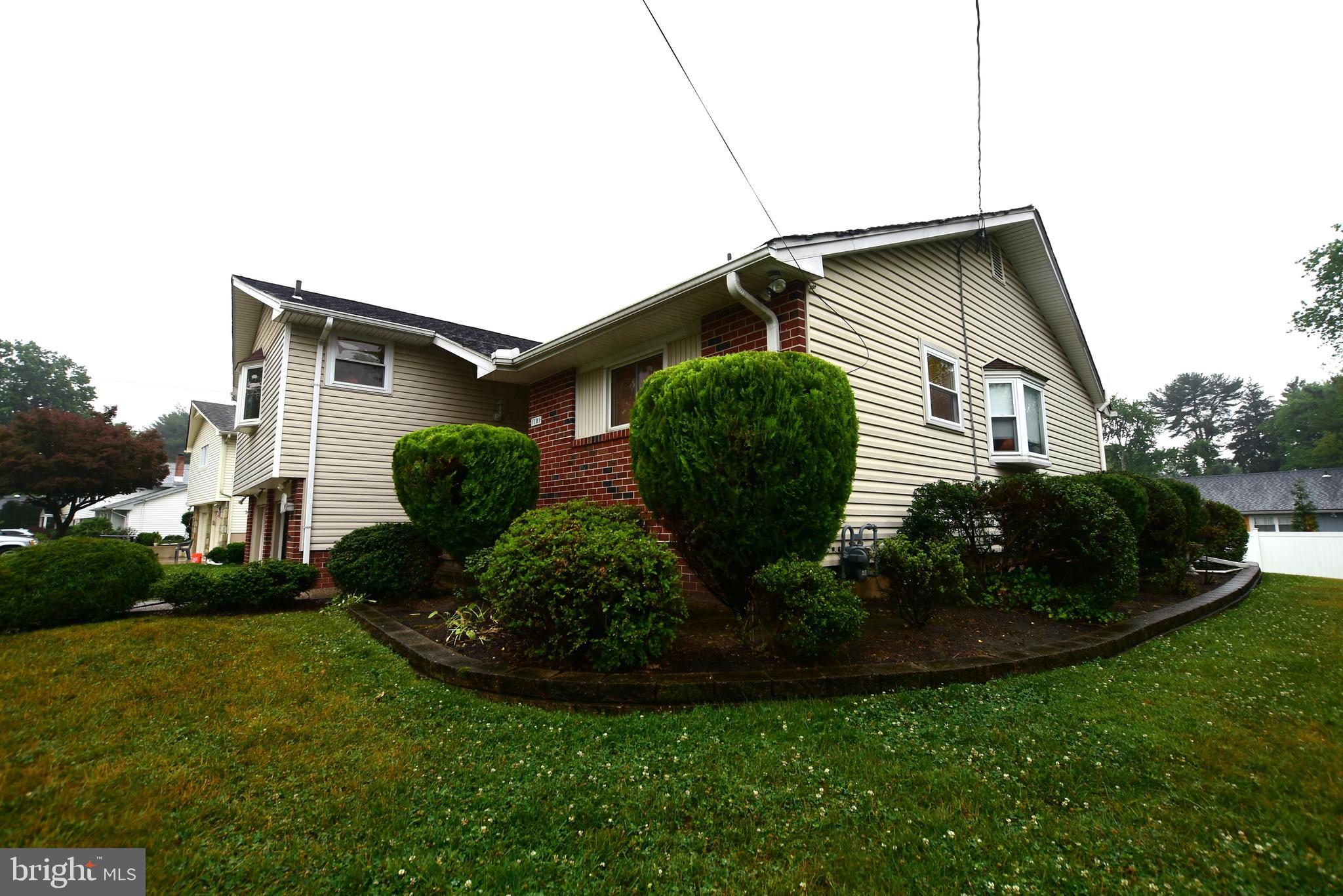 1101 MOUNT PLEASANT WAY