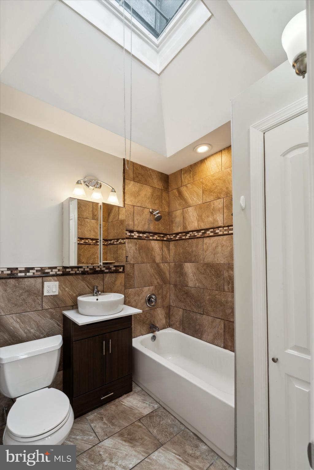 COBBS CREEK - Residential